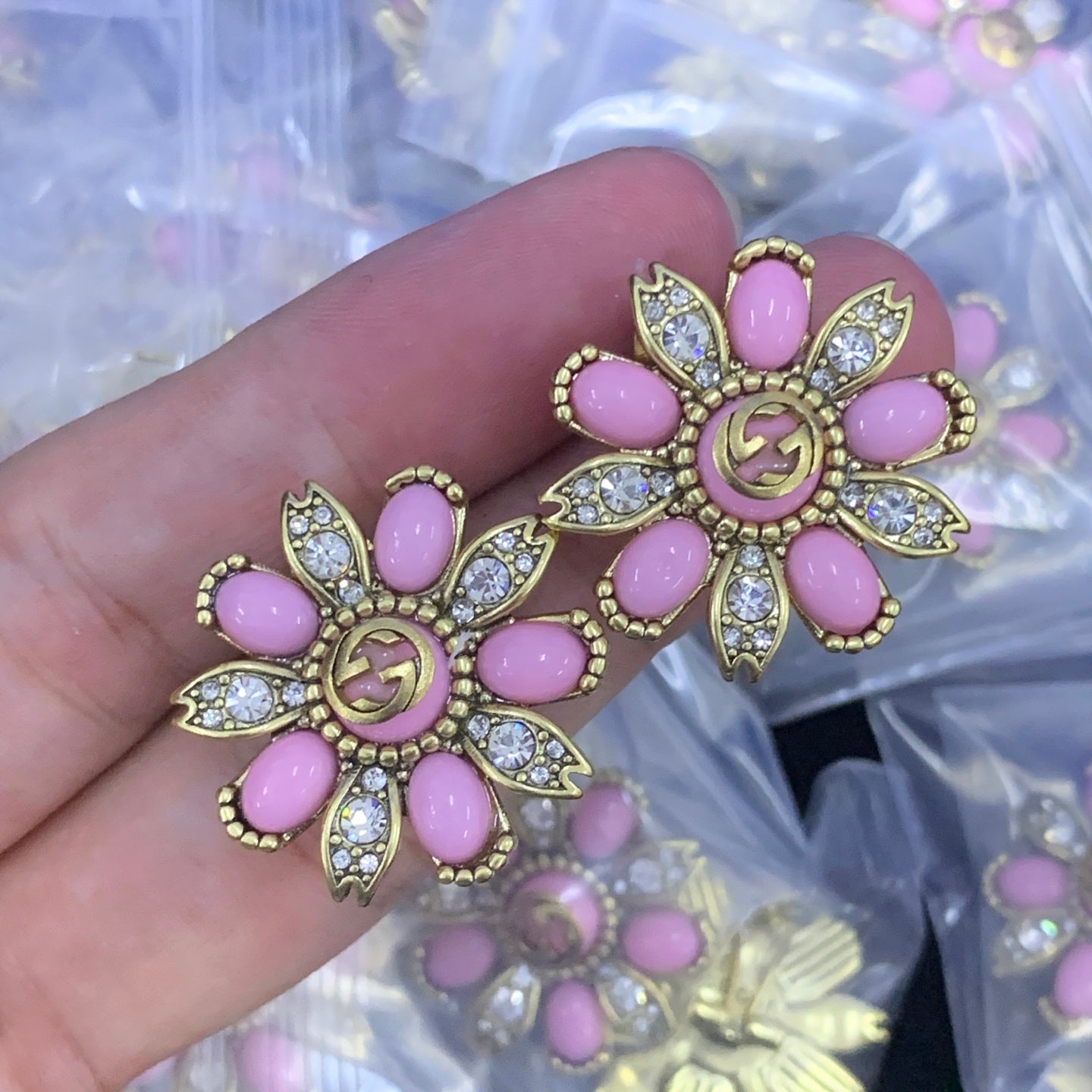 LuxluxHouse Low Price And High Quality Accessories Gucci