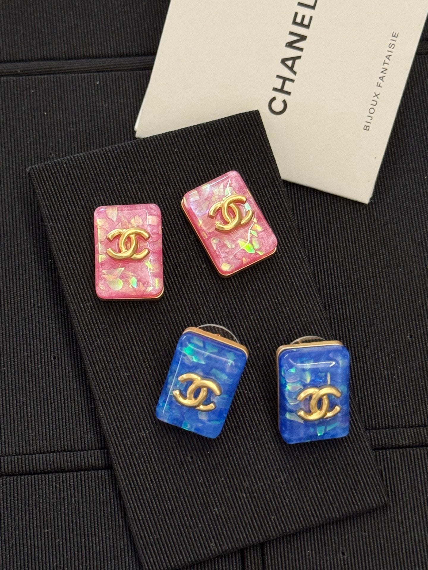 LuxluxHouse Low Price And High Quality Accessories Chanel