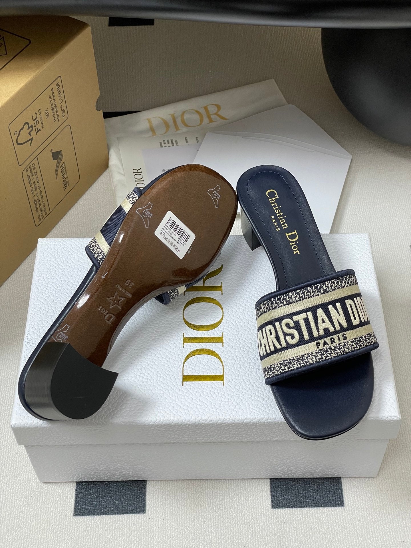 LuxluxHouse Best Quality Women Shoes Dior