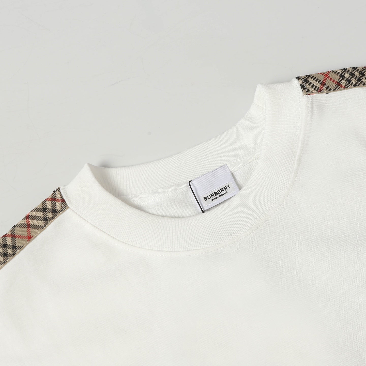 LuxluxHouse Best Quality Clothes Burberry T-shirt
