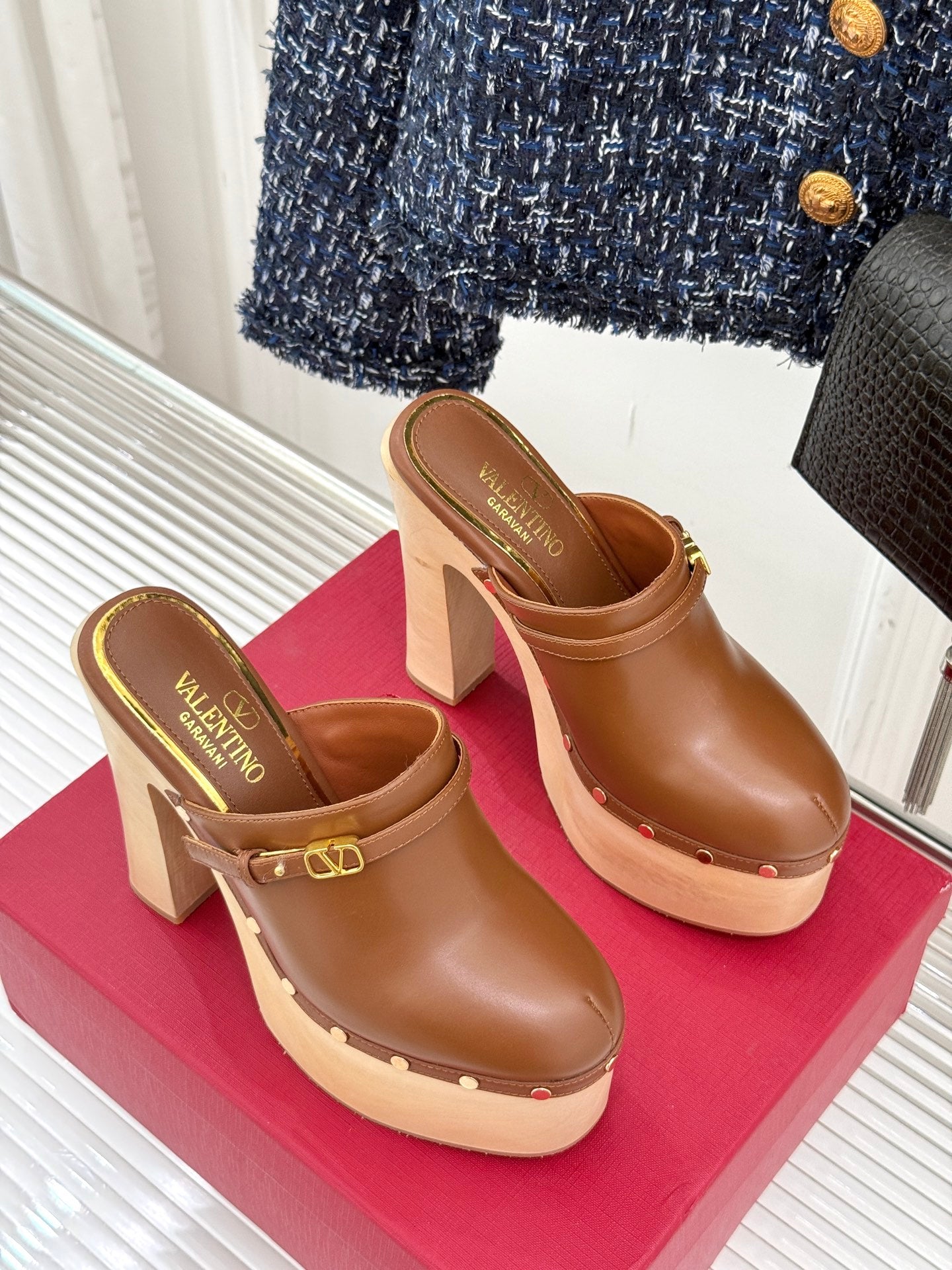 LuxluxHouse Best Quality Valentino Women Shoes