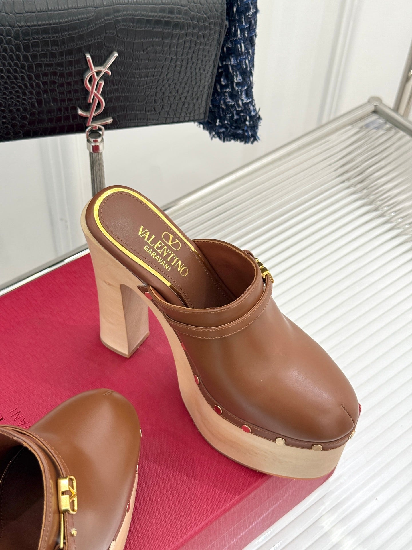 LuxluxHouse Best Quality Valentino Women Shoes