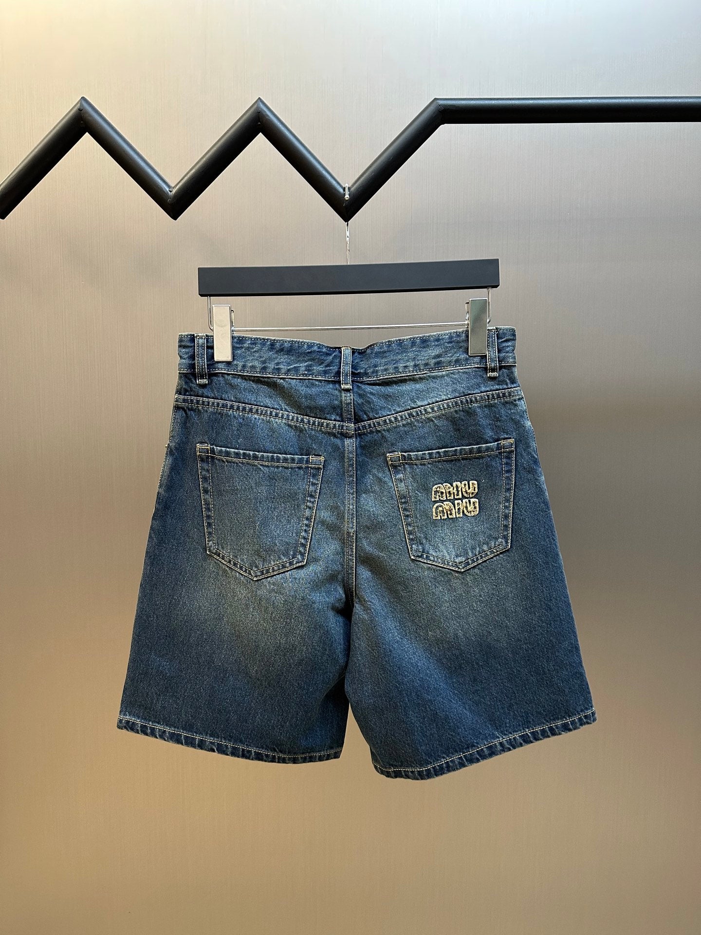 LuxluxHouse Best Quality Clothes Miu Miu Pants
