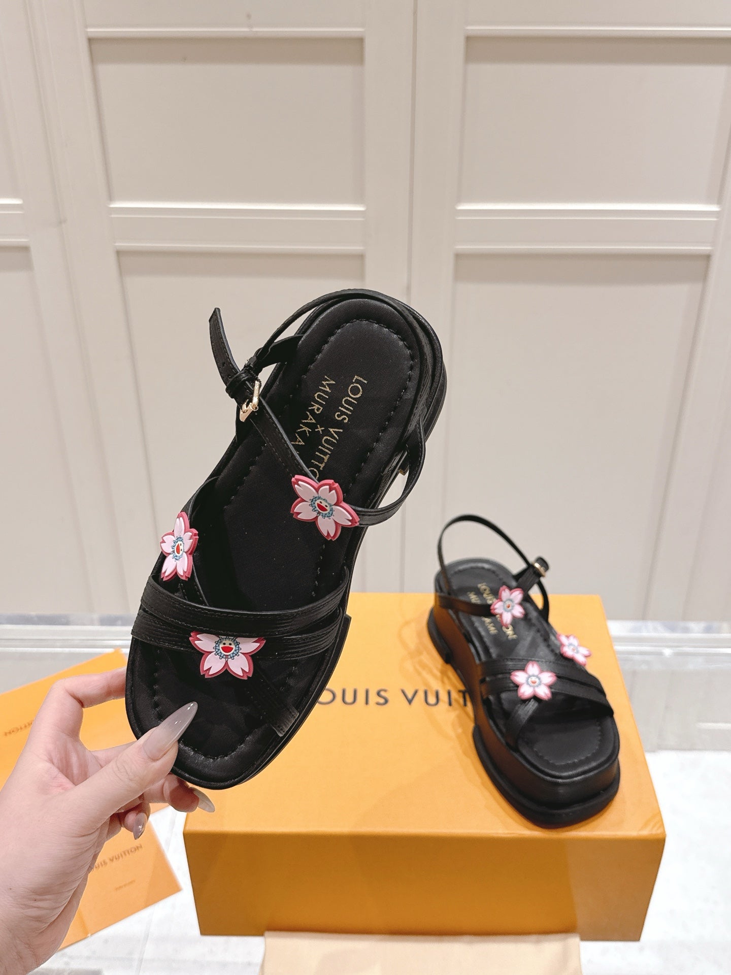 LuxluxHouse Best Quality Women Shoes Louis Vuitton