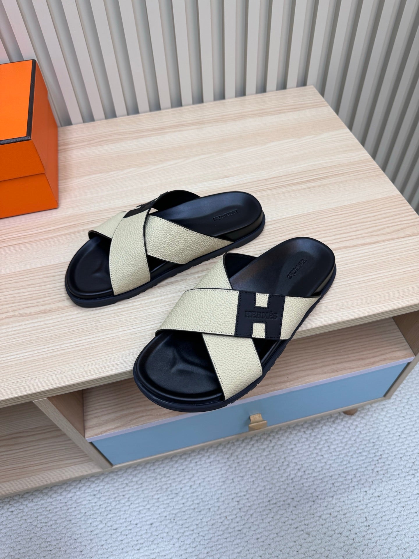 LuxluxHouse Best Quality Sandals Hermes