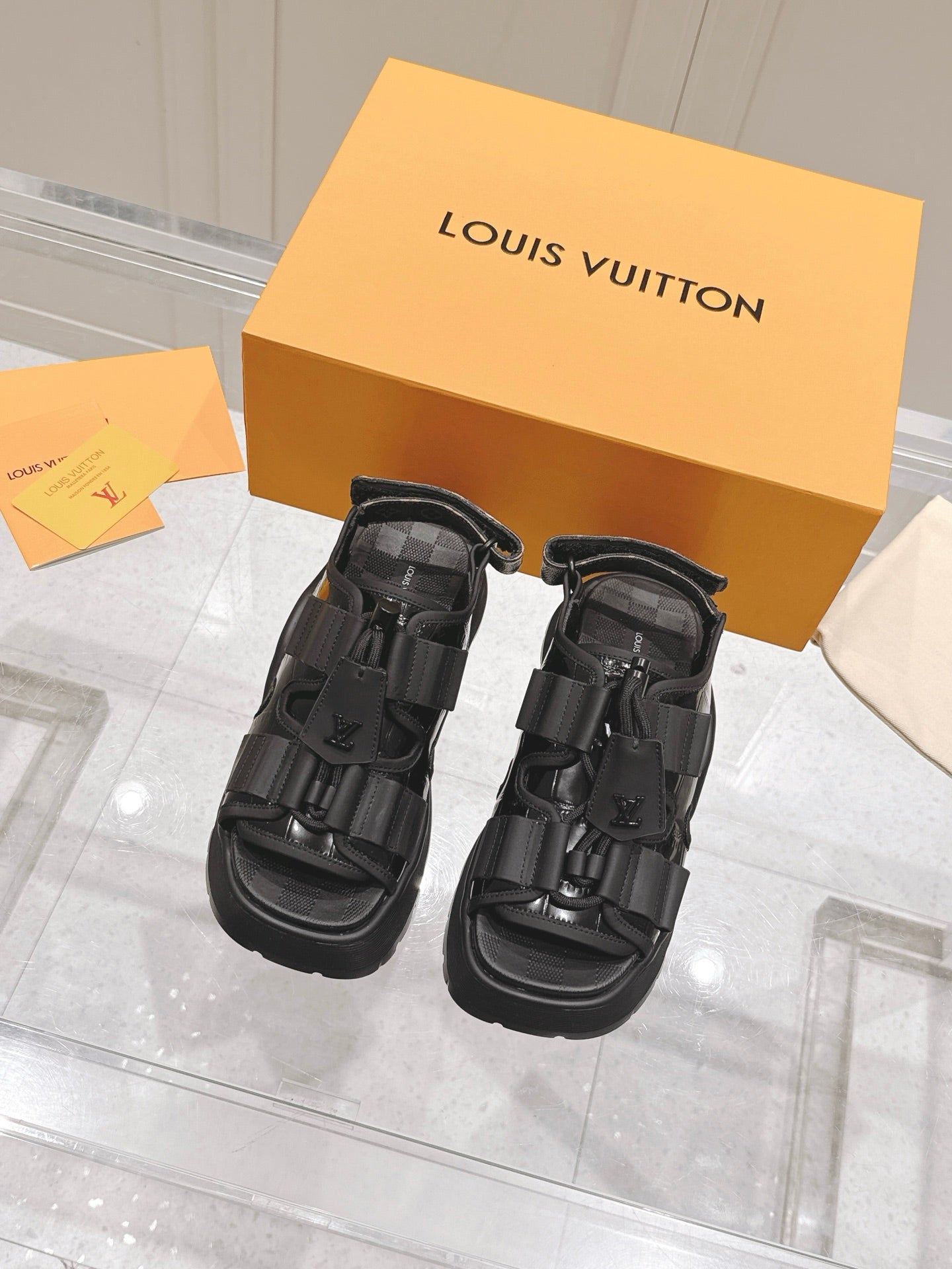 LuxluxHouse Best Quality Women Shoes Louis Vuitton