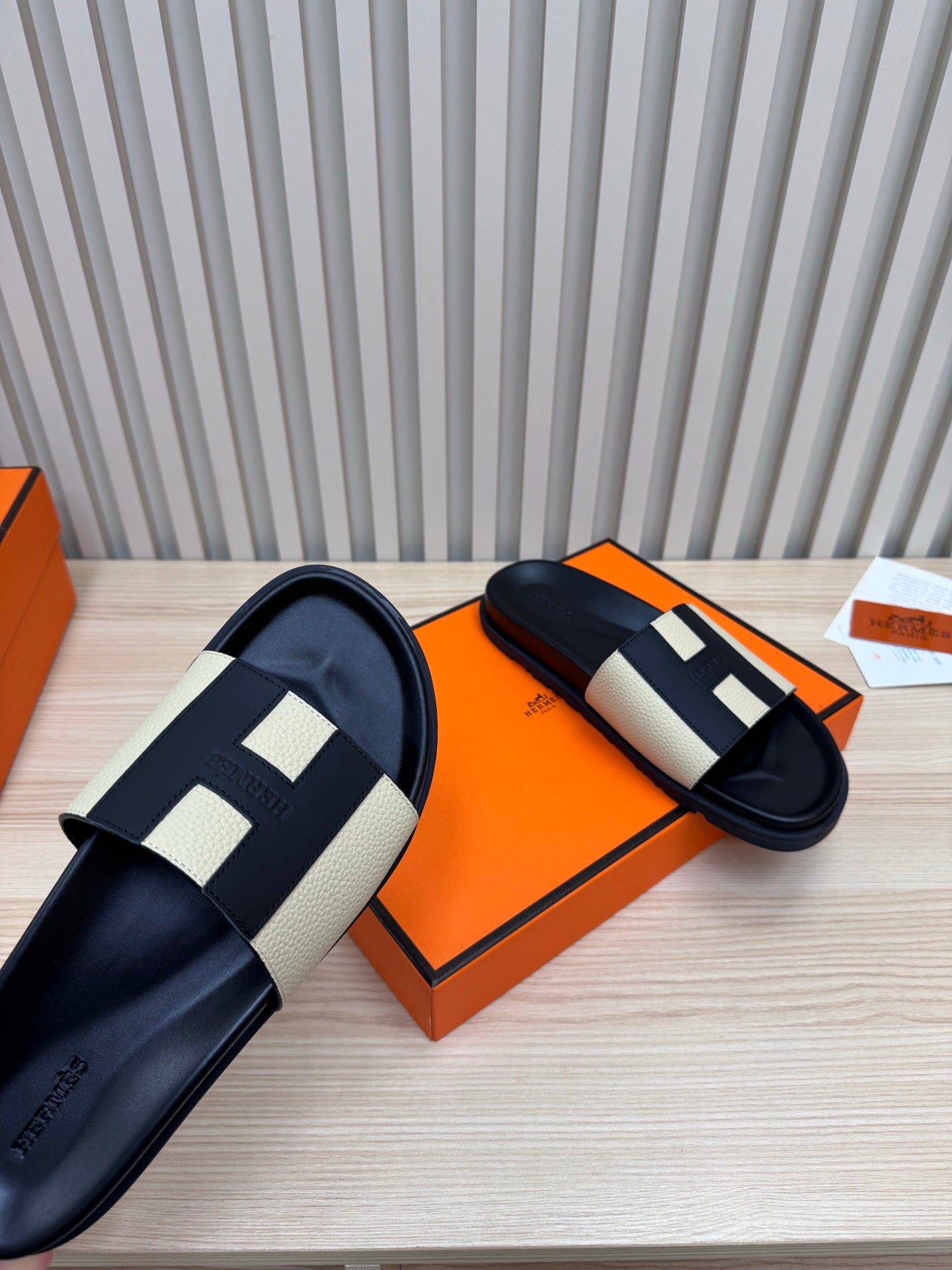 LuxluxHouse Best Quality Sandals Hermes