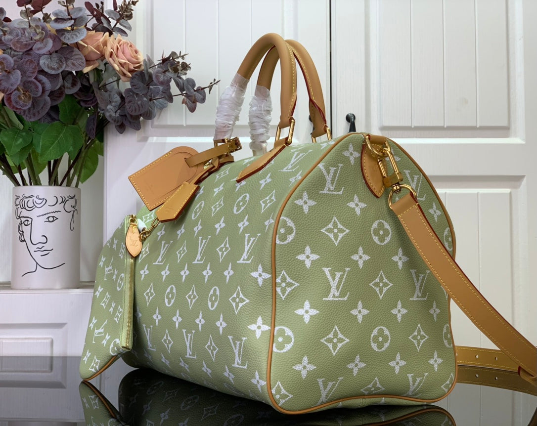 LuxluxHouse Best Quality Bags Louis Vuitton Women Men