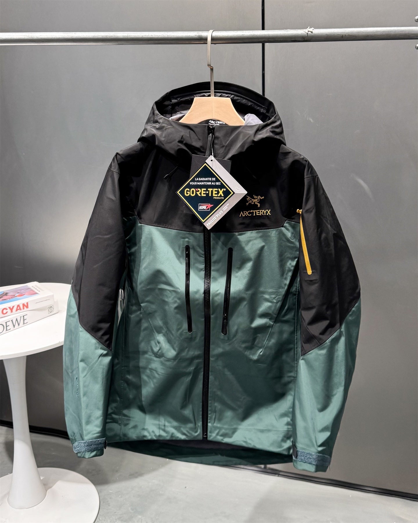LuxluxHouse Best Quality Clothes Coats & Jackets Arcteryx