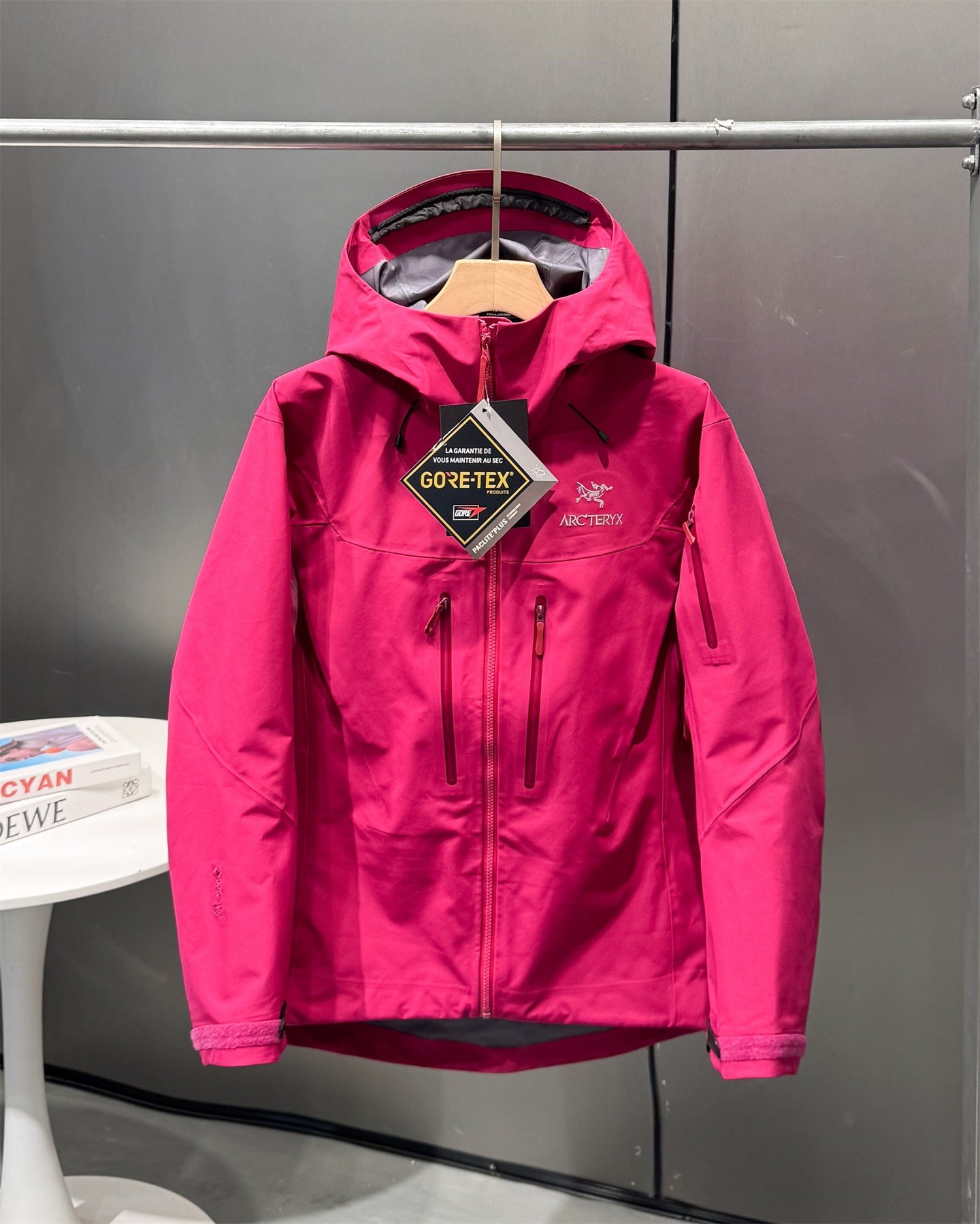 LuxluxHouse Best Quality Clothes Coats & Jackets Arcteryx