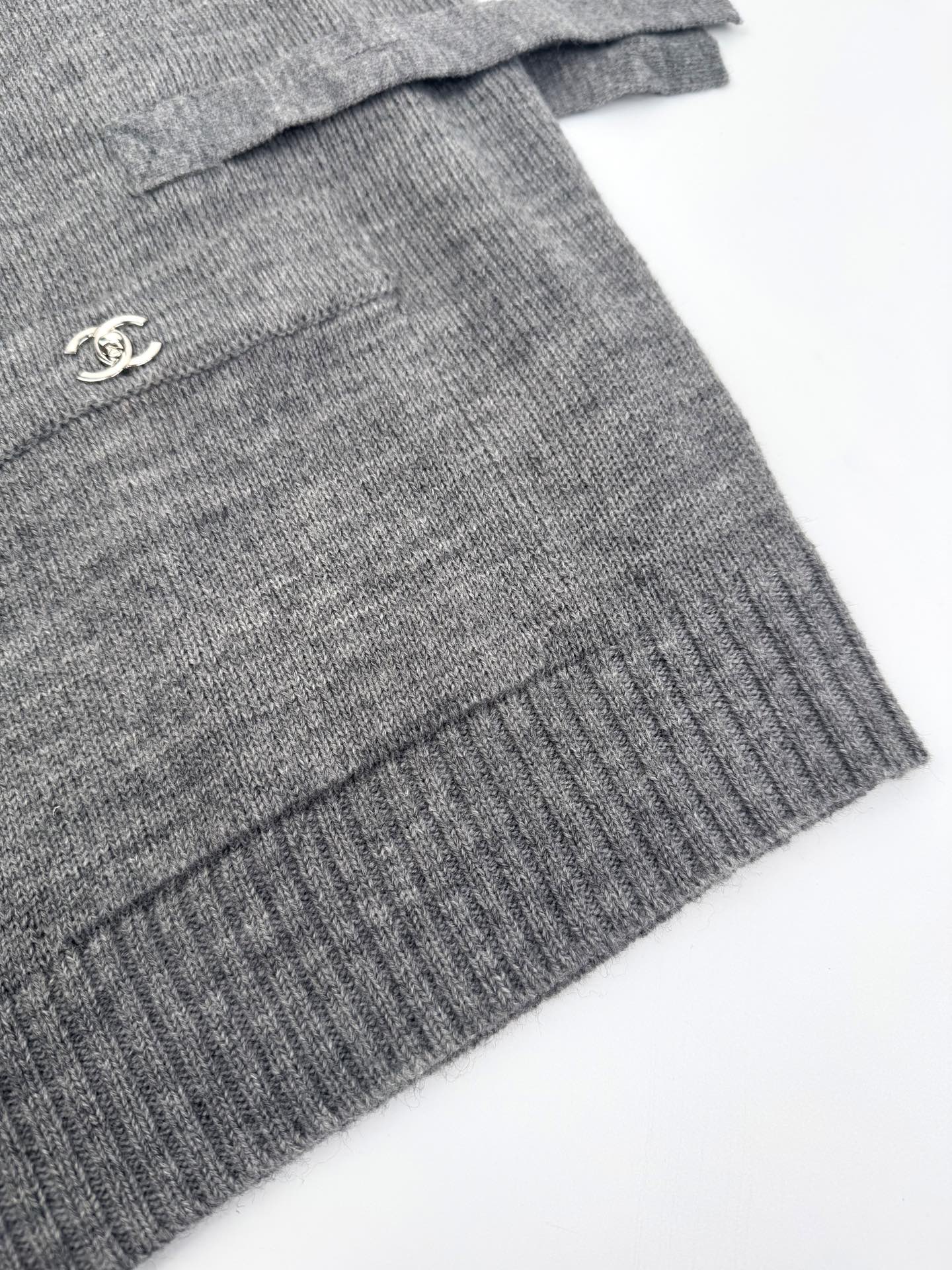 LuxluxHouse Best Quality Clothes Hoodie & Sweater Chanel & Maison Margiela