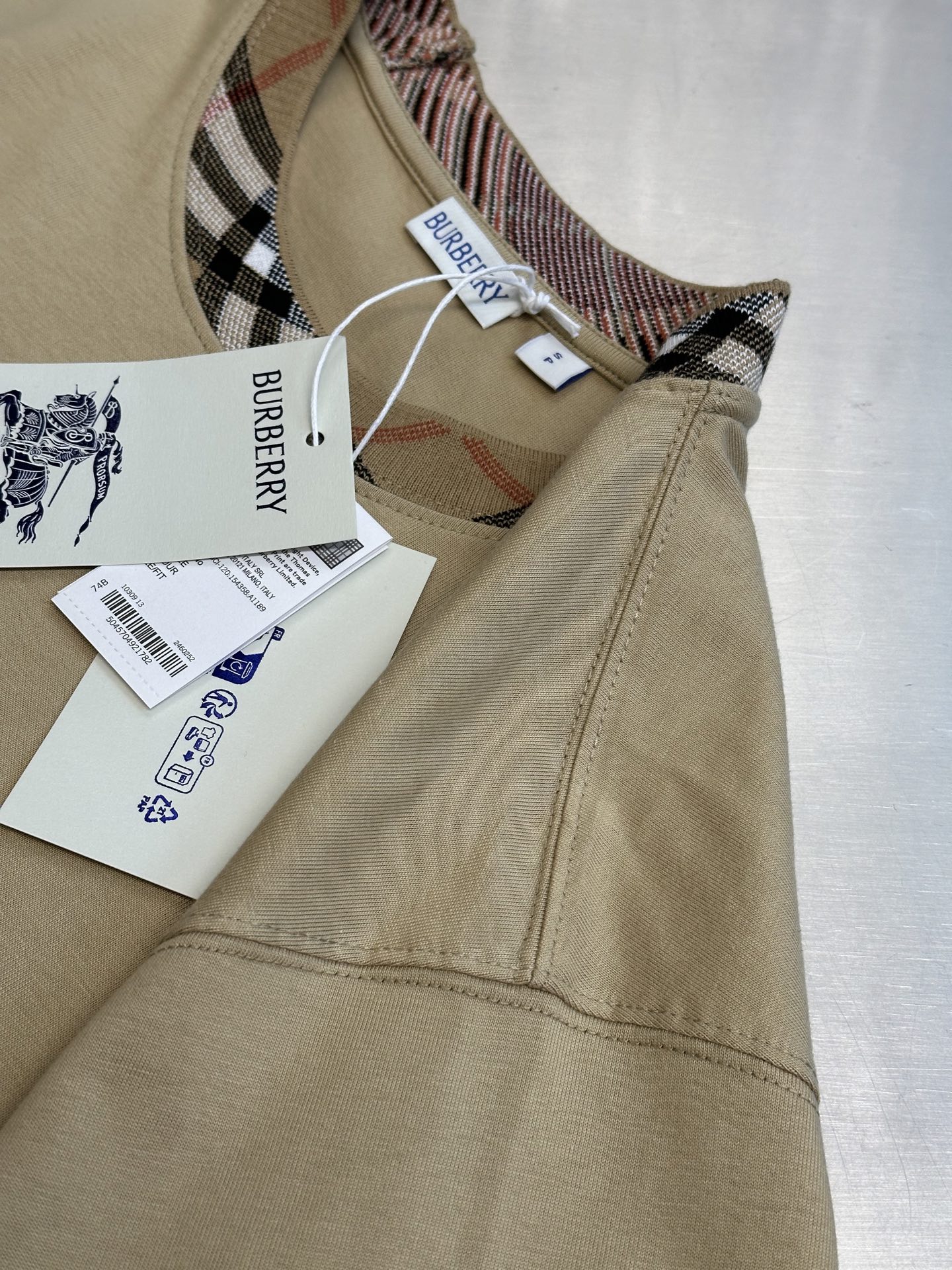 LuxluxHouse Best Quality Clothes Burberry T-shirt