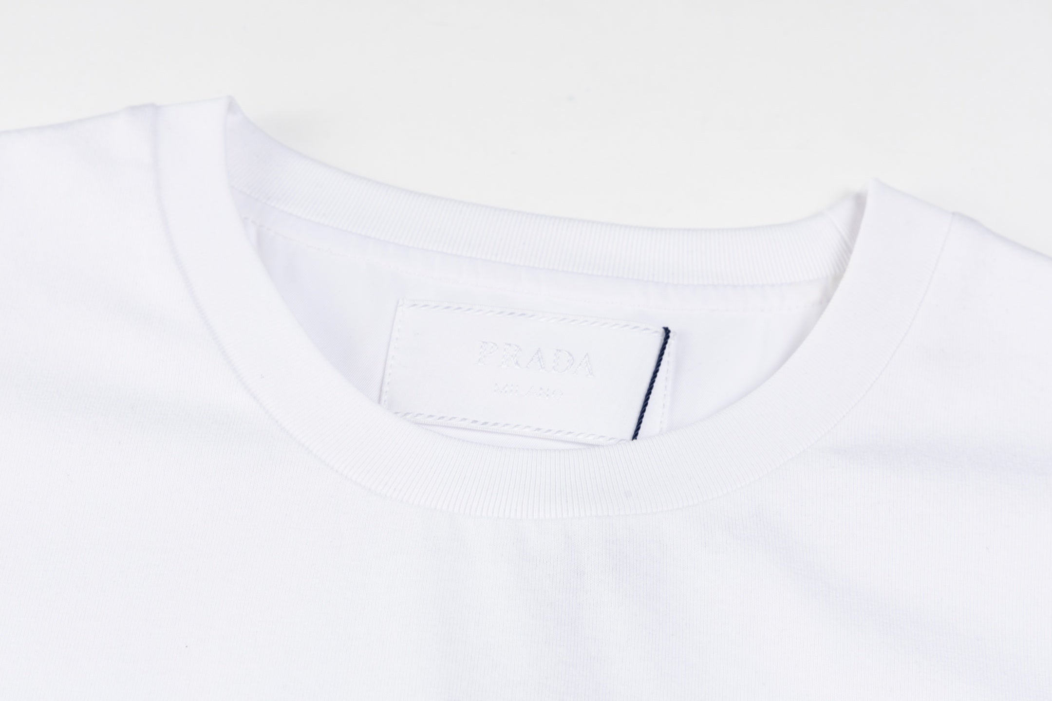LuxluxHouse Best Quality Clothes T-shirt Prada