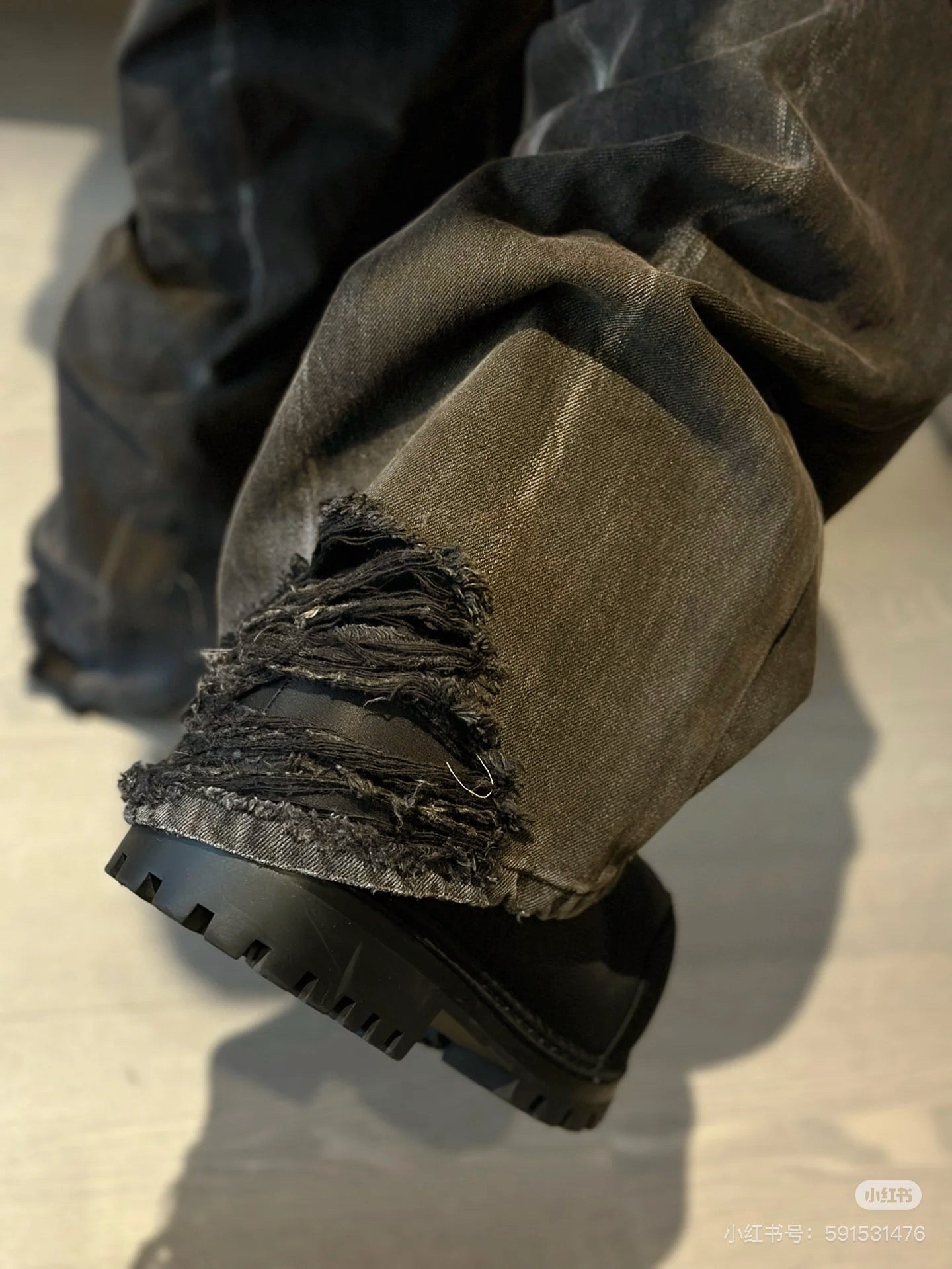 LuxluxHouse Best Quality Clothes Balenciaga Pants