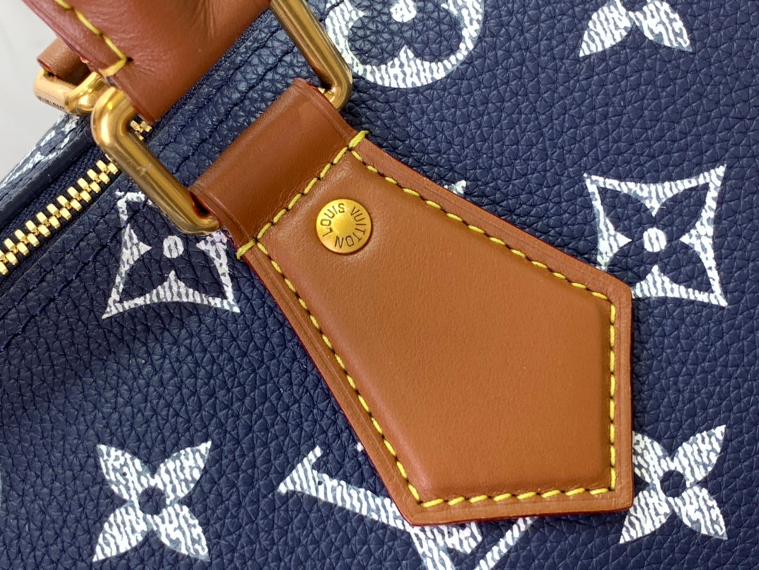 LuxluxHouse Best Quality Bags Louis Vuitton Women Men