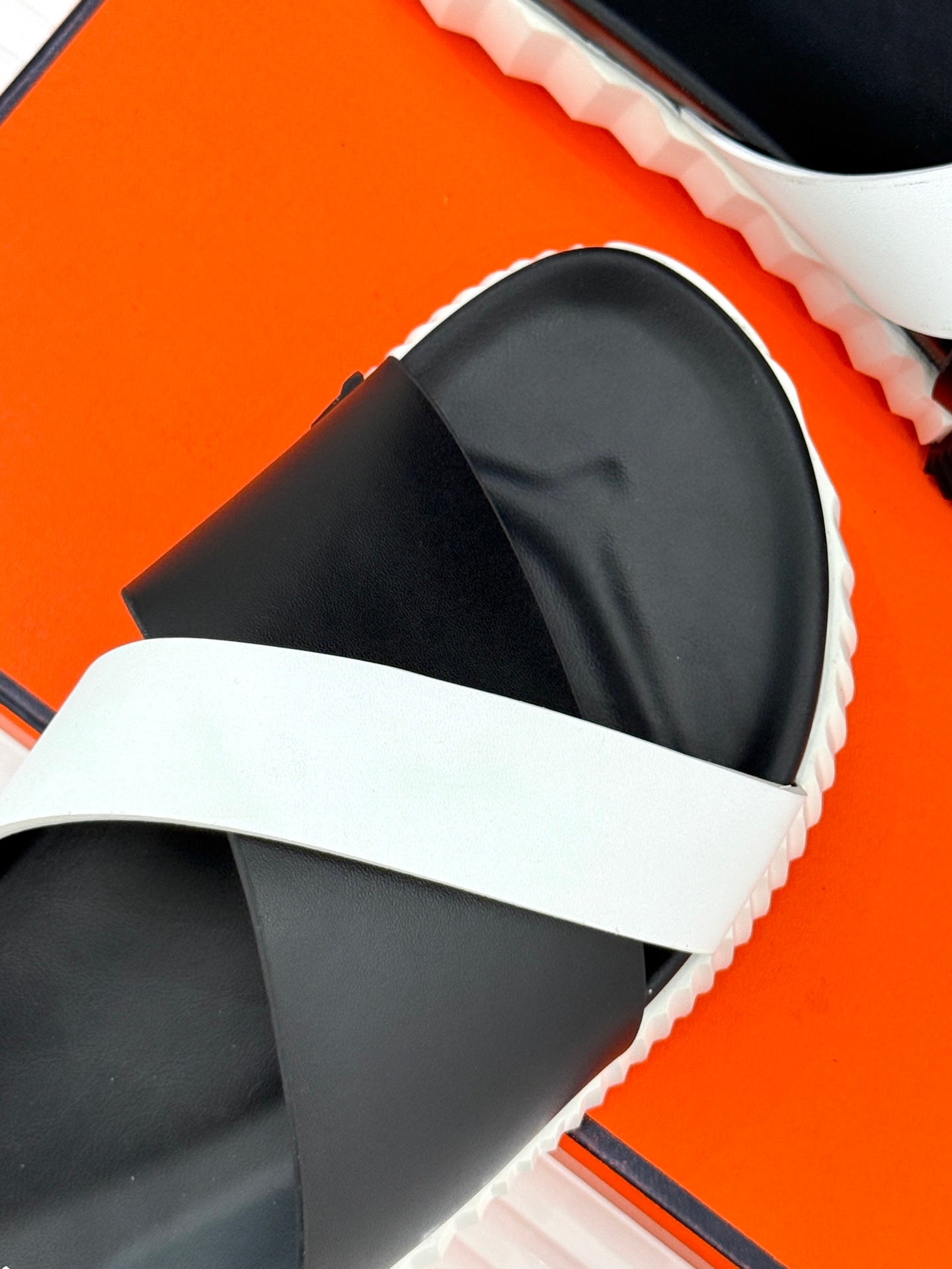 LuxluxHouse Best Quality Women Shoes Hermes