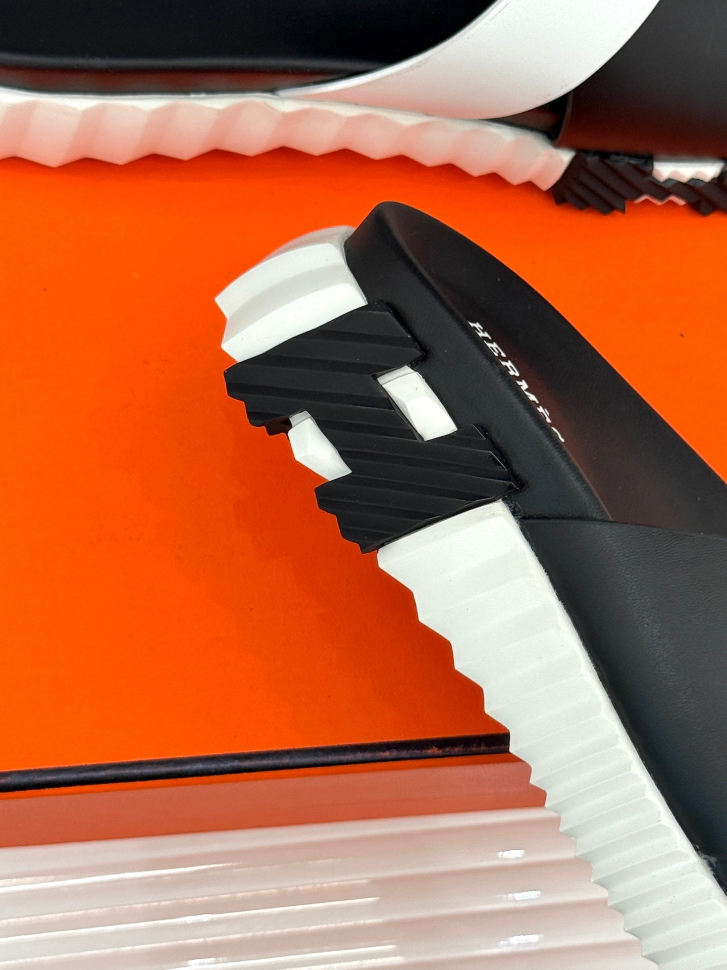 LuxluxHouse Best Quality Women Shoes Hermes