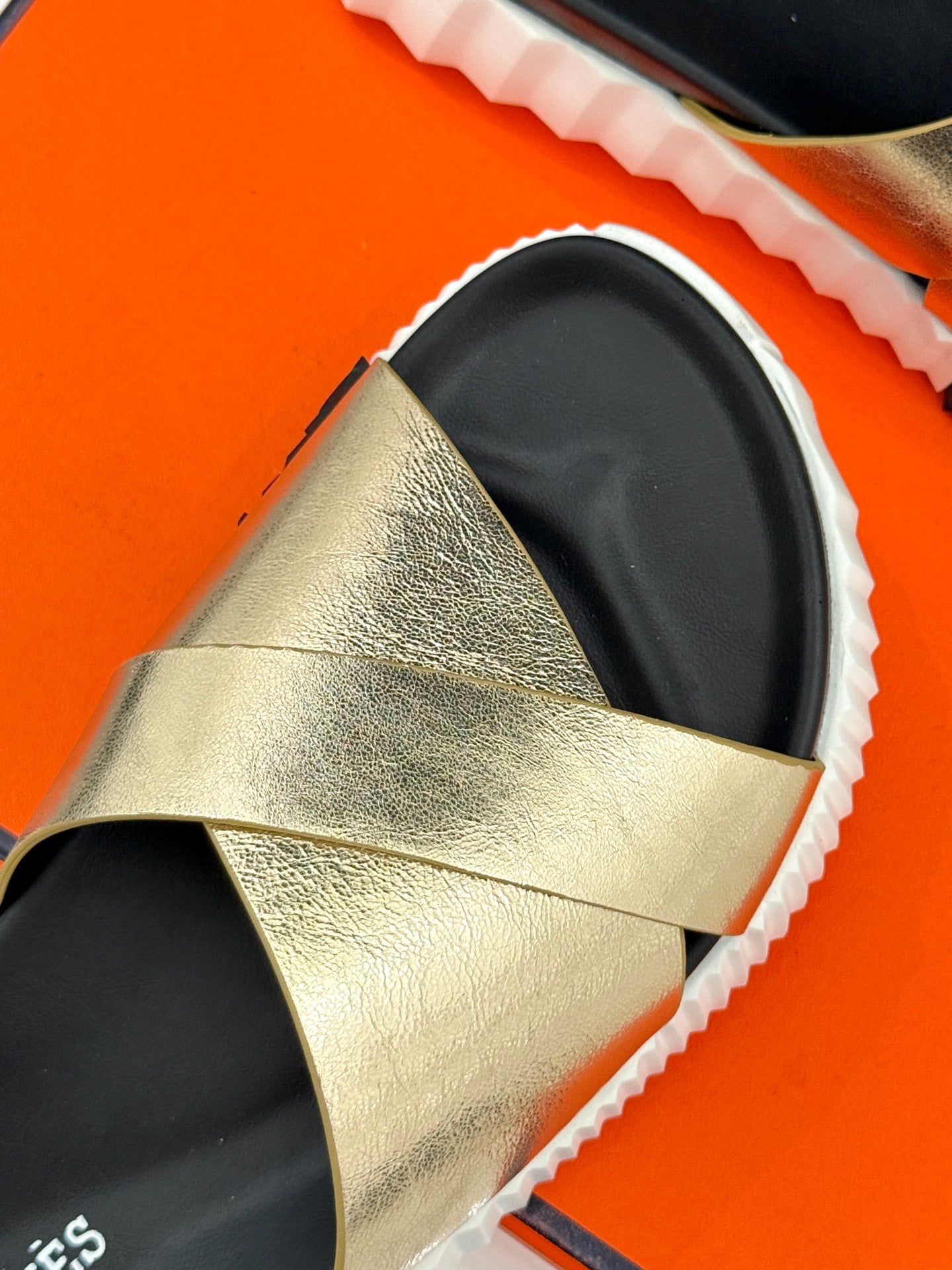 LuxluxHouse Best Quality Women Shoes Hermes