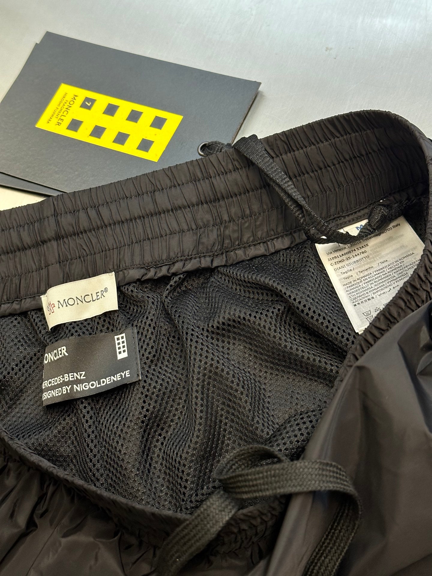 LuxluxHouse Best Quality Clothes Pants Moncler