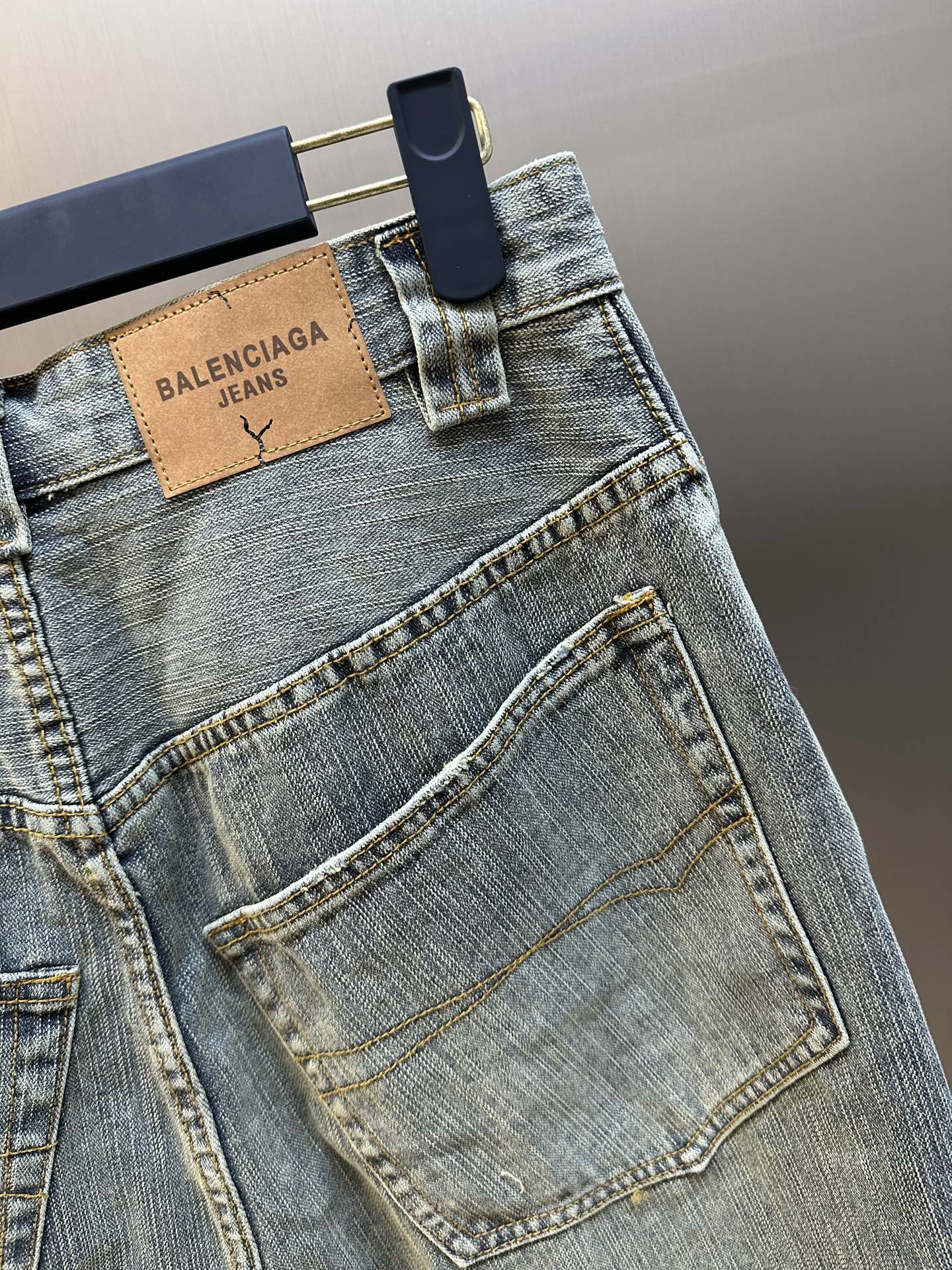 LuxluxHouse Best Quality Clothes Balenciaga Pants