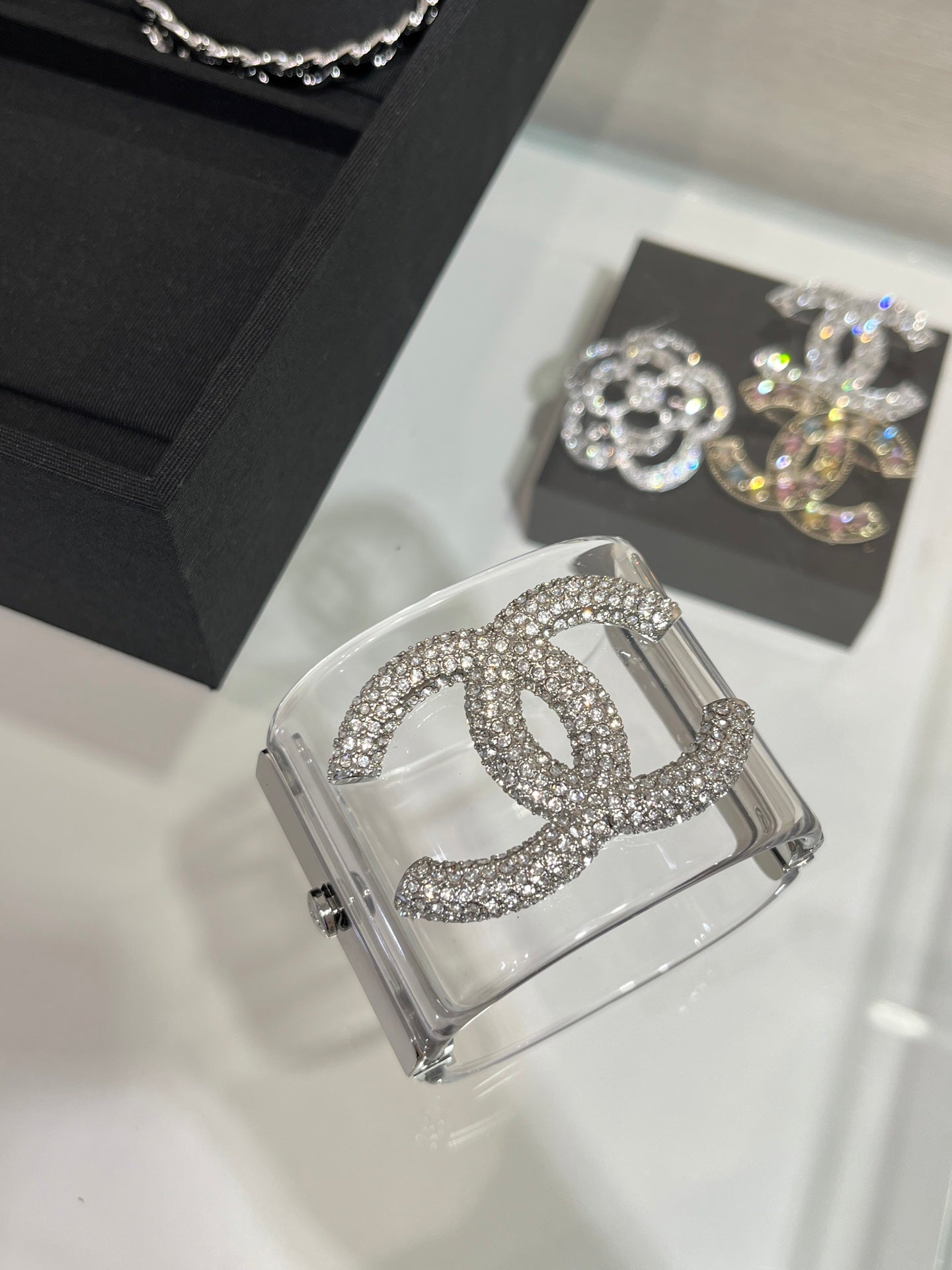 LuxluxHouse Low Price And High Quality Accessories Chanel