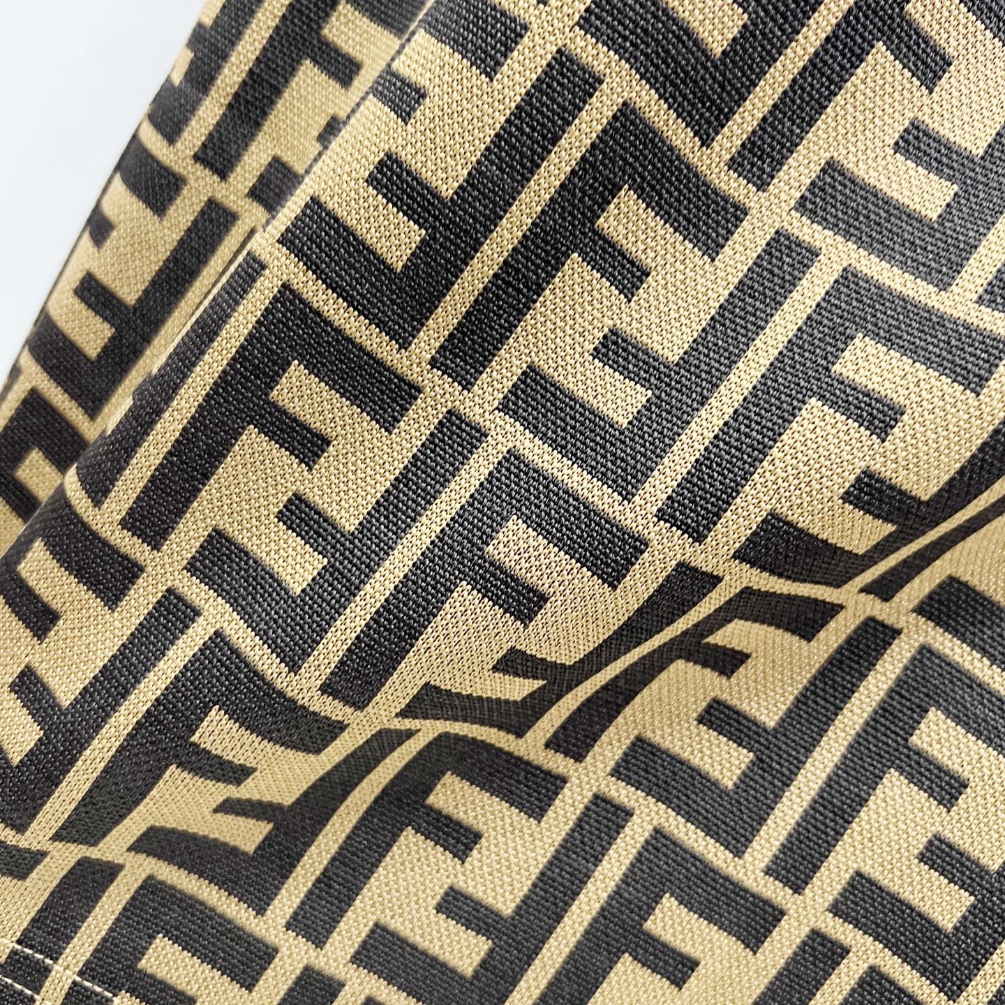 LuxluxHouse Best Quality Clothes Fendi Pants
