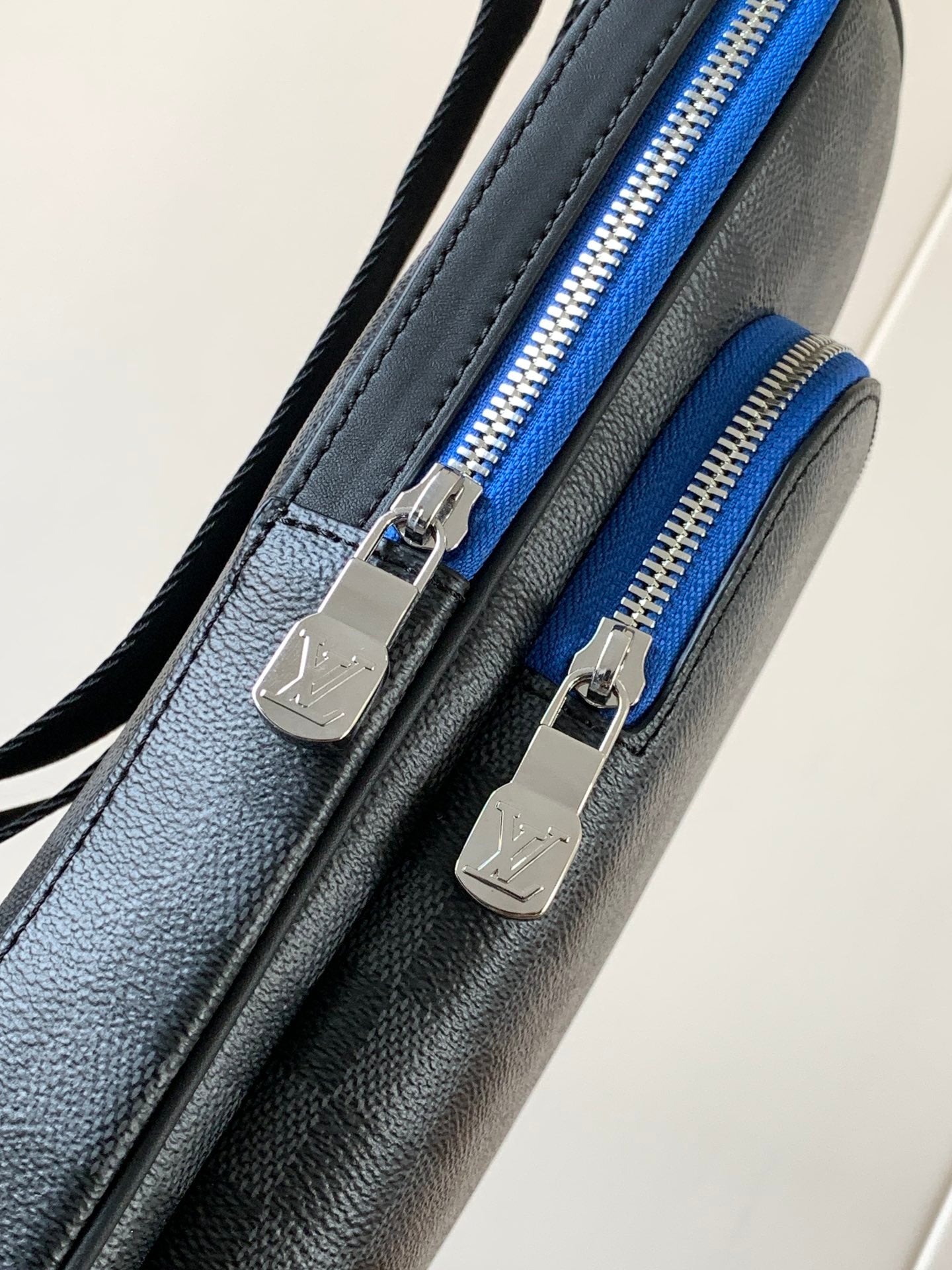 LuxluxHouse Best Quality Bags Louis Vuitton Men