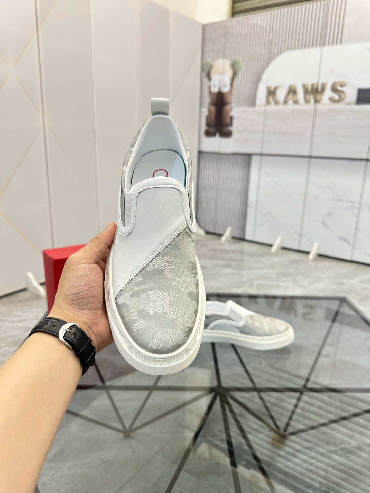 LuxluxHouse Best Quality Shoes Valentino