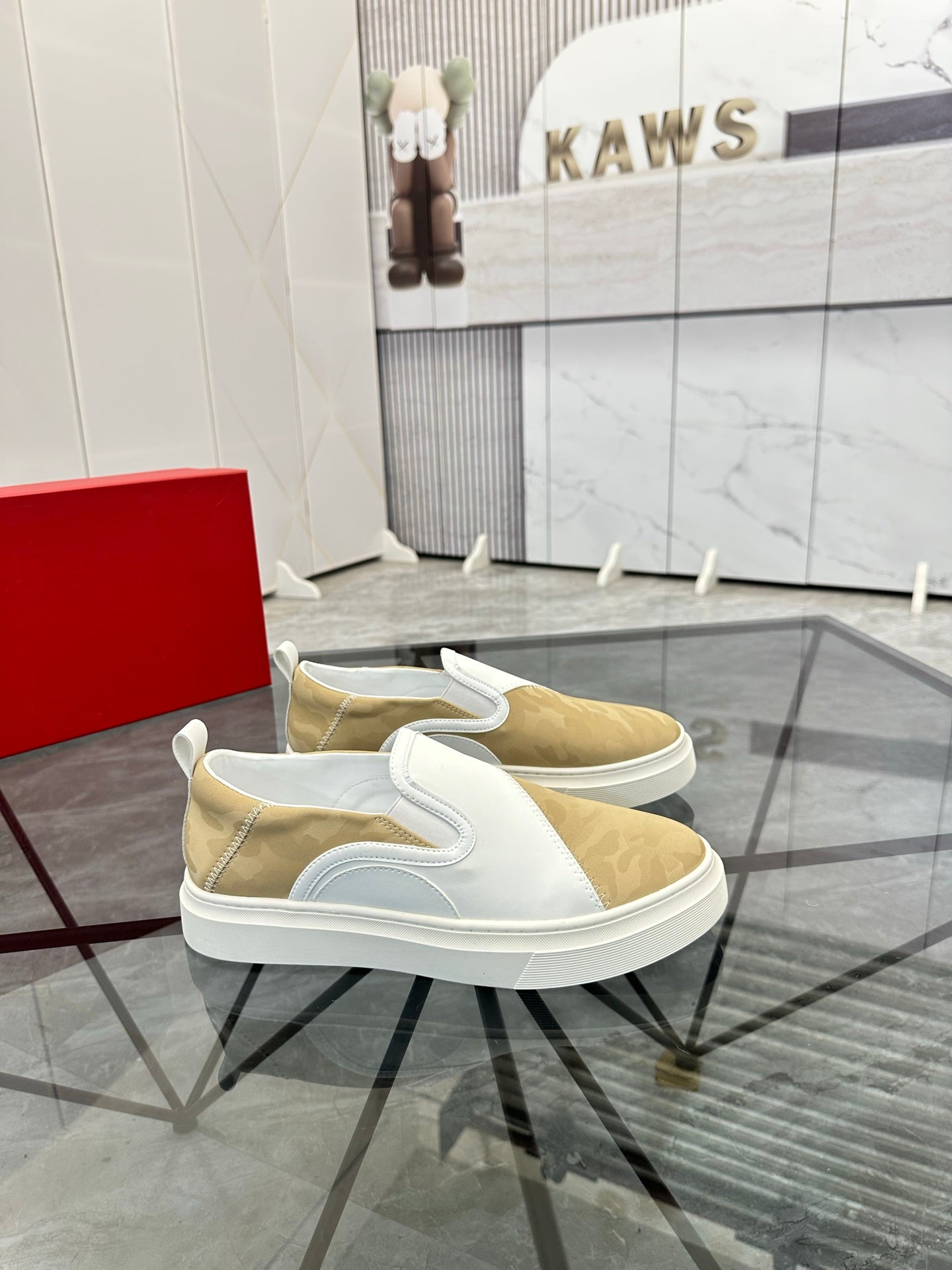 LuxluxHouse Best Quality Shoes Valentino