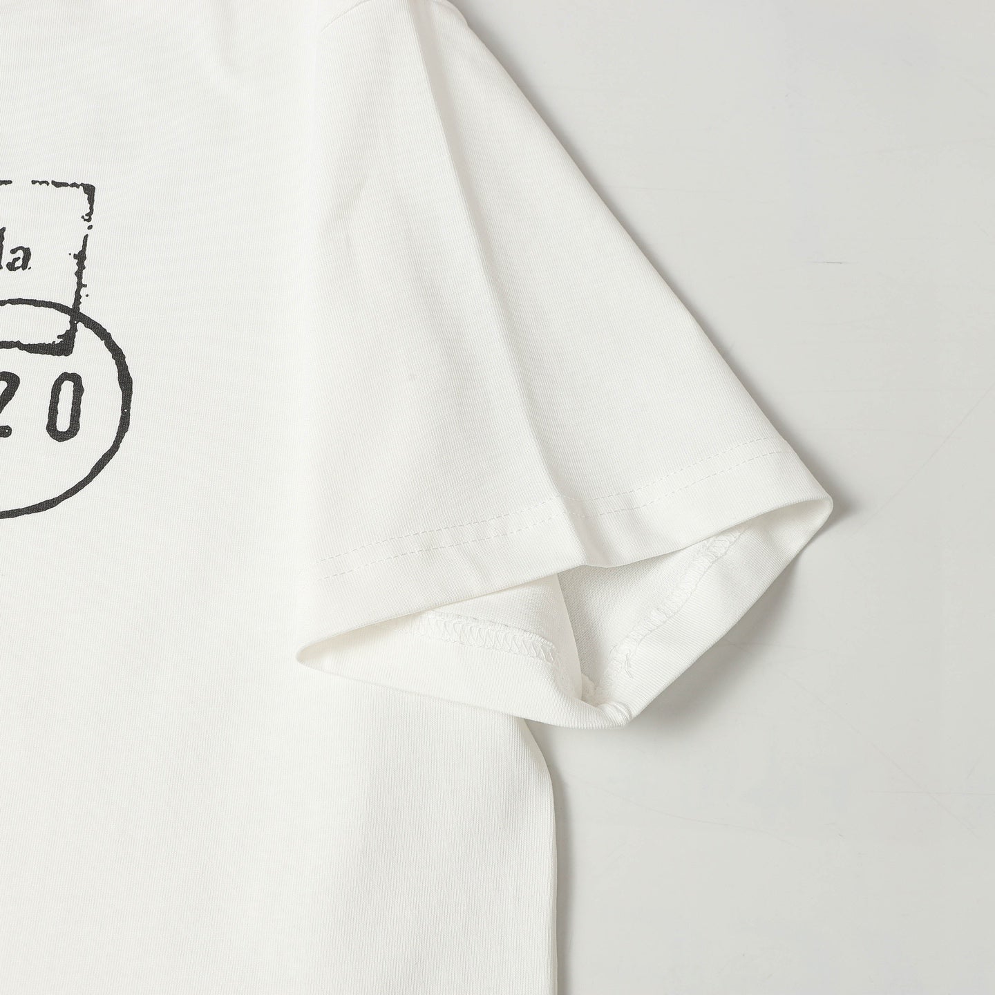 LuxluxHouse Best Quality Clothes T-shirt Chanel & Maison Margiela