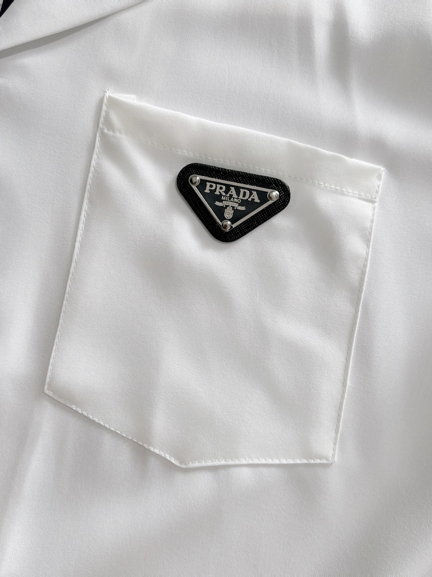 LuxluxHouse Best Quality Clothes Prada