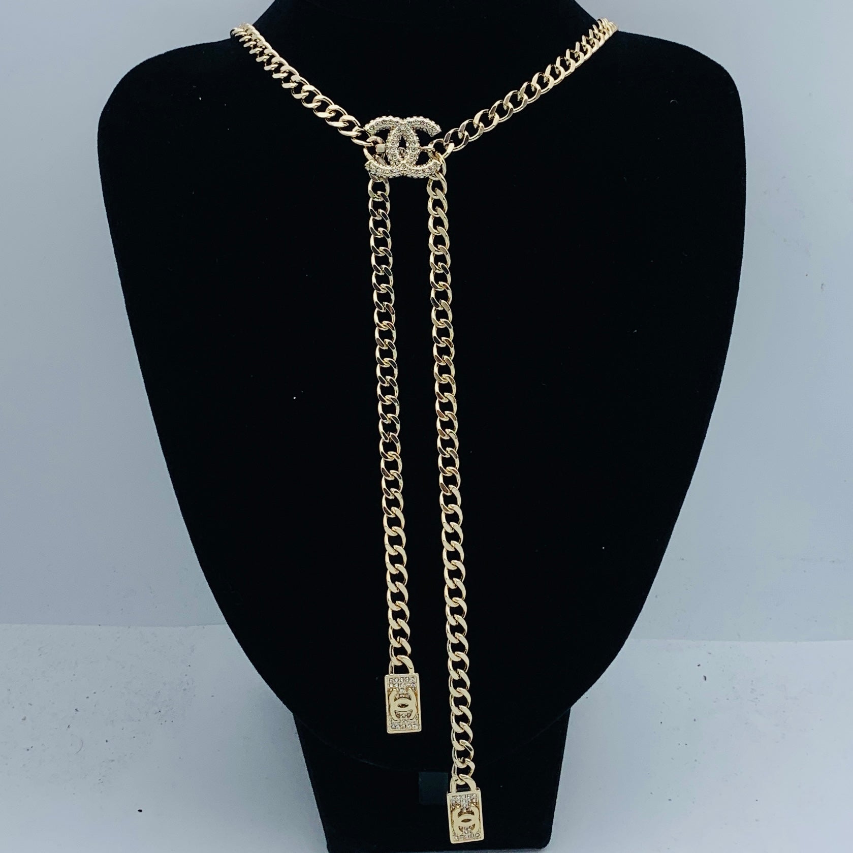 LuxluxHouse Low Price And High Quality Accessories Chanel