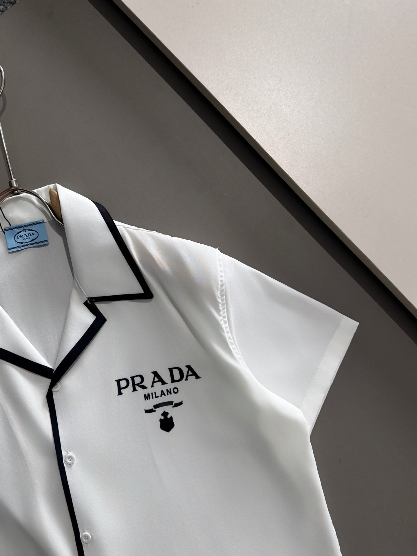 LuxluxHouse Best Quality Clothes Shirts&Polo Prada
