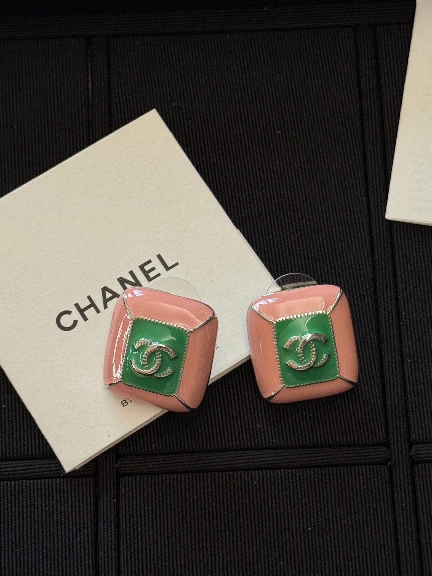 LuxluxHouse Low Price And High Quality Accessories Earrings
