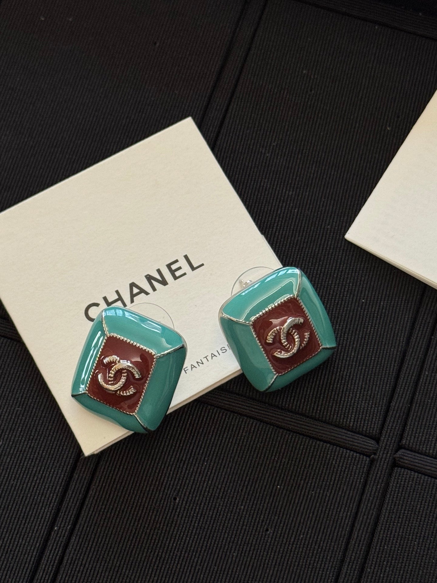 LuxluxHouse Low Price And High Quality Accessories Earrings