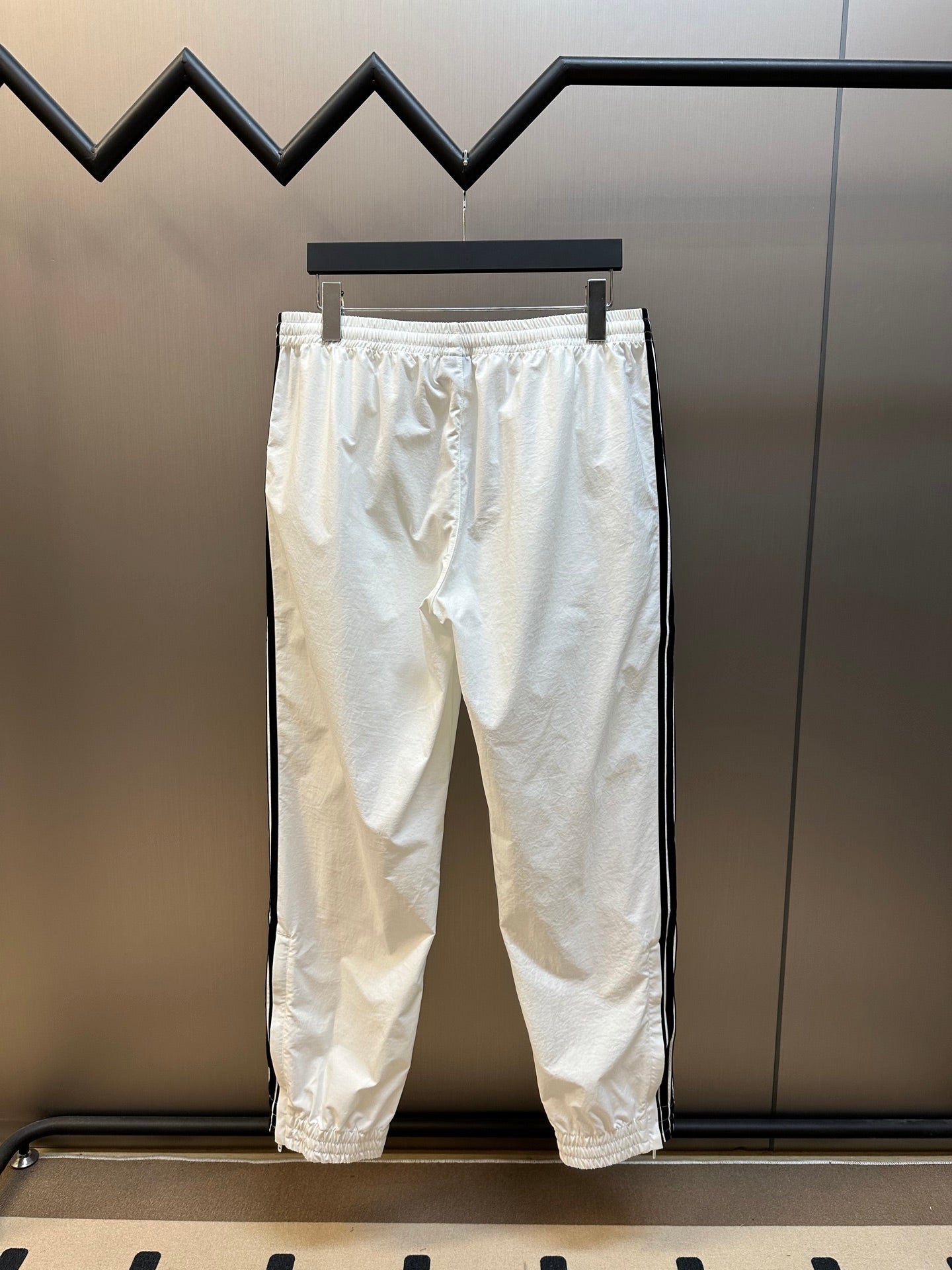 LuxluxHouse Best Quality Clothes Balenciaga Pants