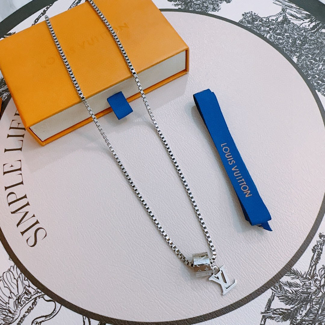 LuxluxHouse Best Quality Accessories Necklace Louis Vuitton