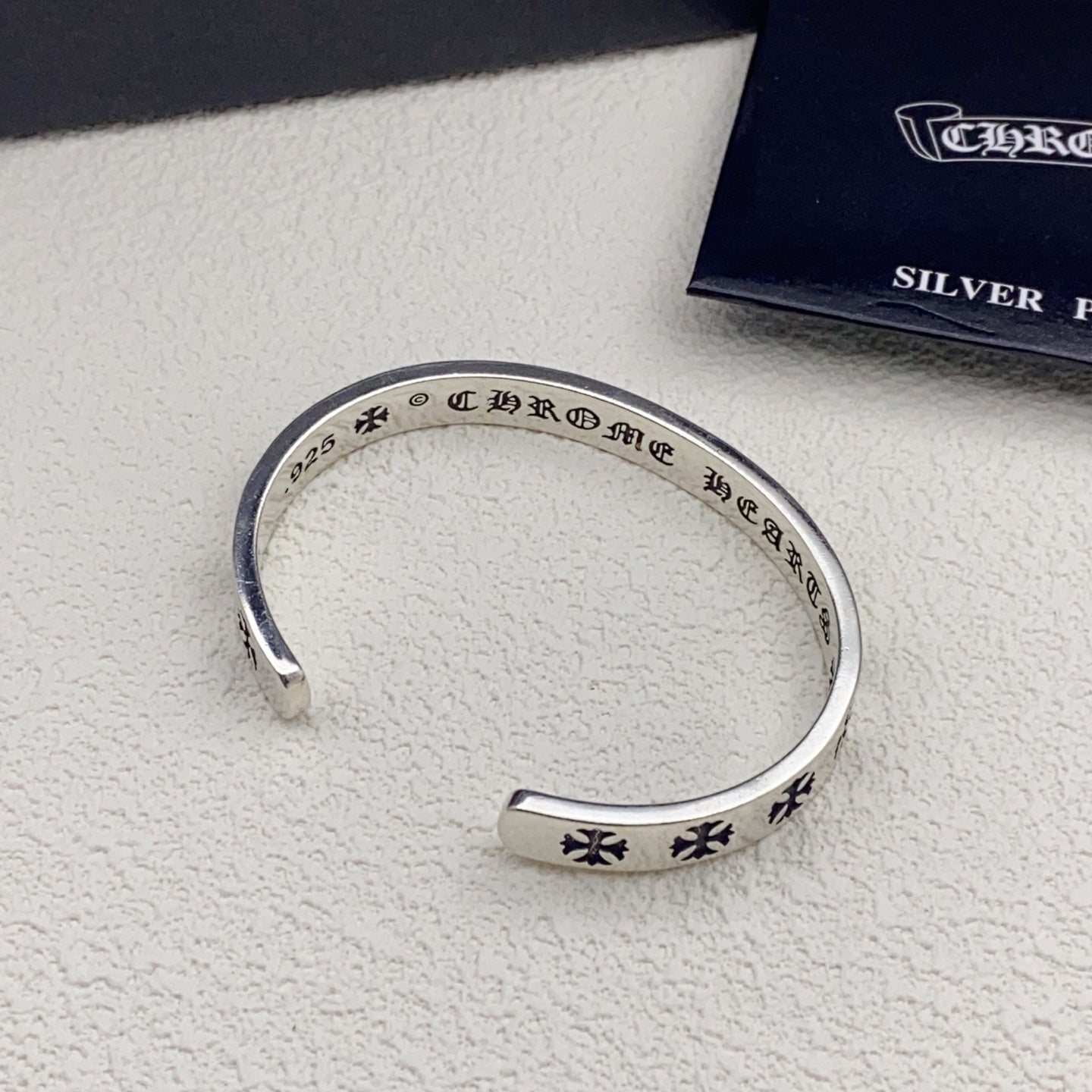 LuxluxHouse Low Price And High Quality Accessories Chrome Hearts