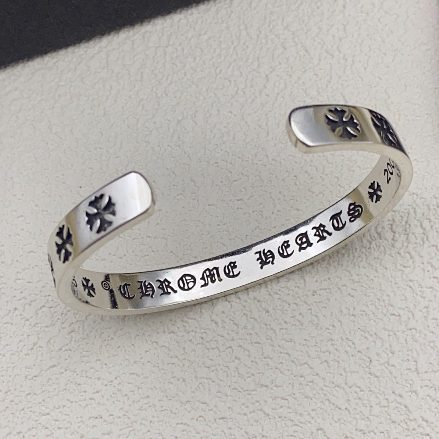 LuxluxHouse Low Price And High Quality Accessories Chrome Hearts