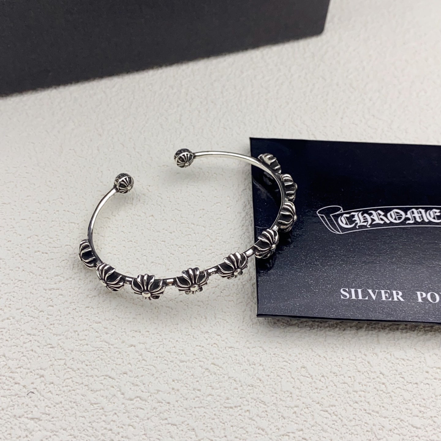 LuxluxHouse Low Price And High Quality Accessories Chrome Hearts