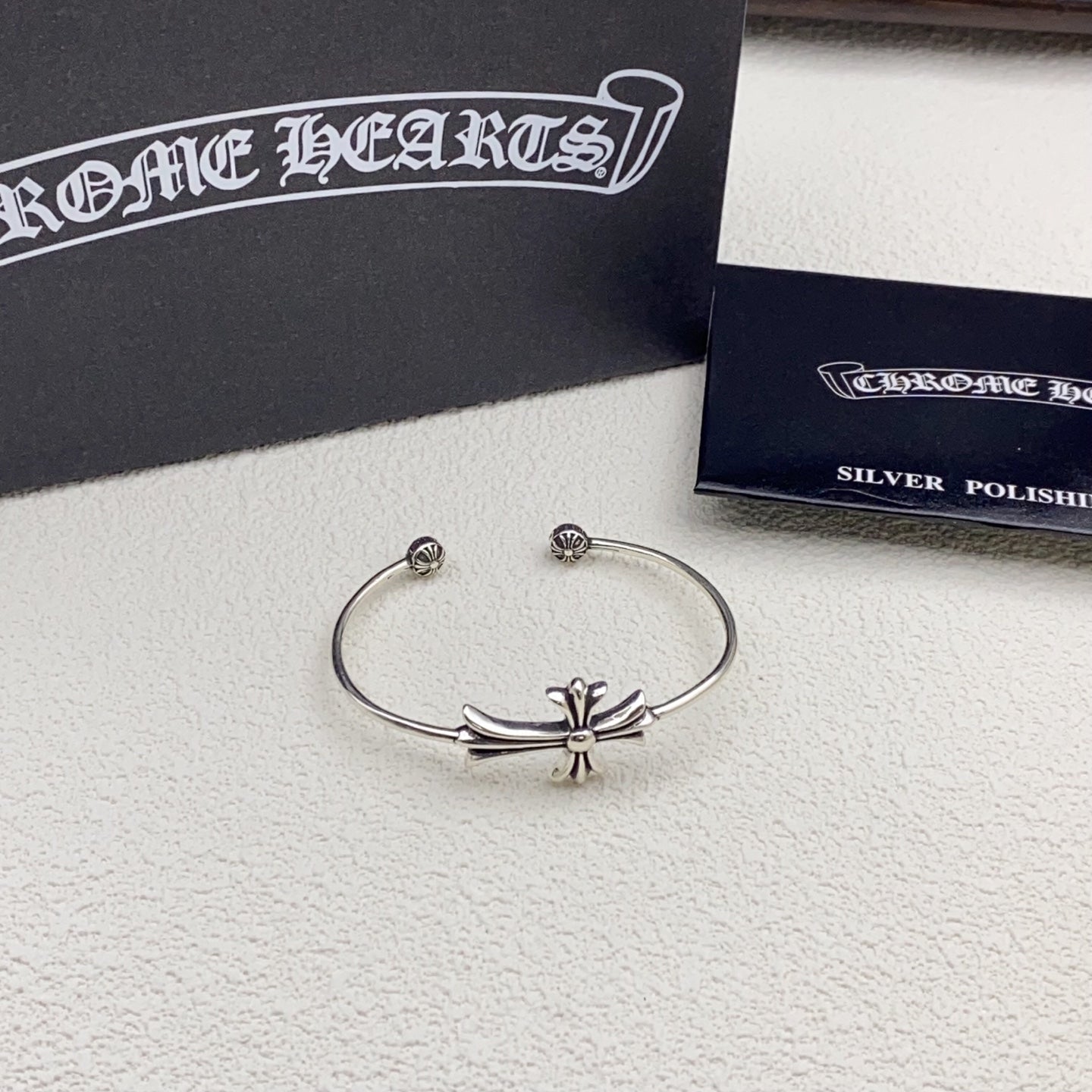 LuxluxHouse Low Price And High Quality Accessories Chrome Hearts