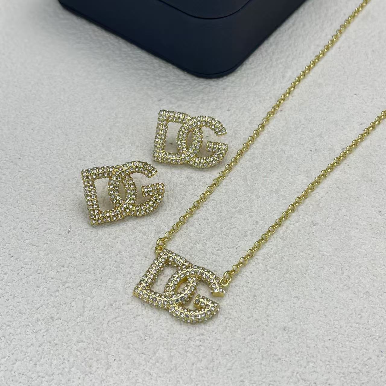 LuxluxHouse Low Price And High Quality Accessories Dolce & Gabbana