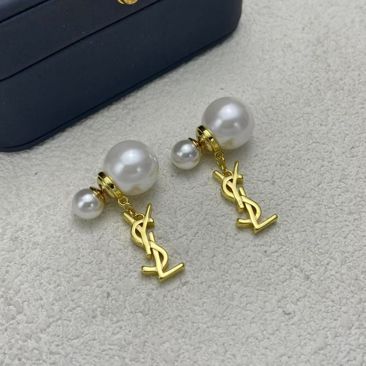 LuxluxHouse Low Price And High Quality Accessories YSL