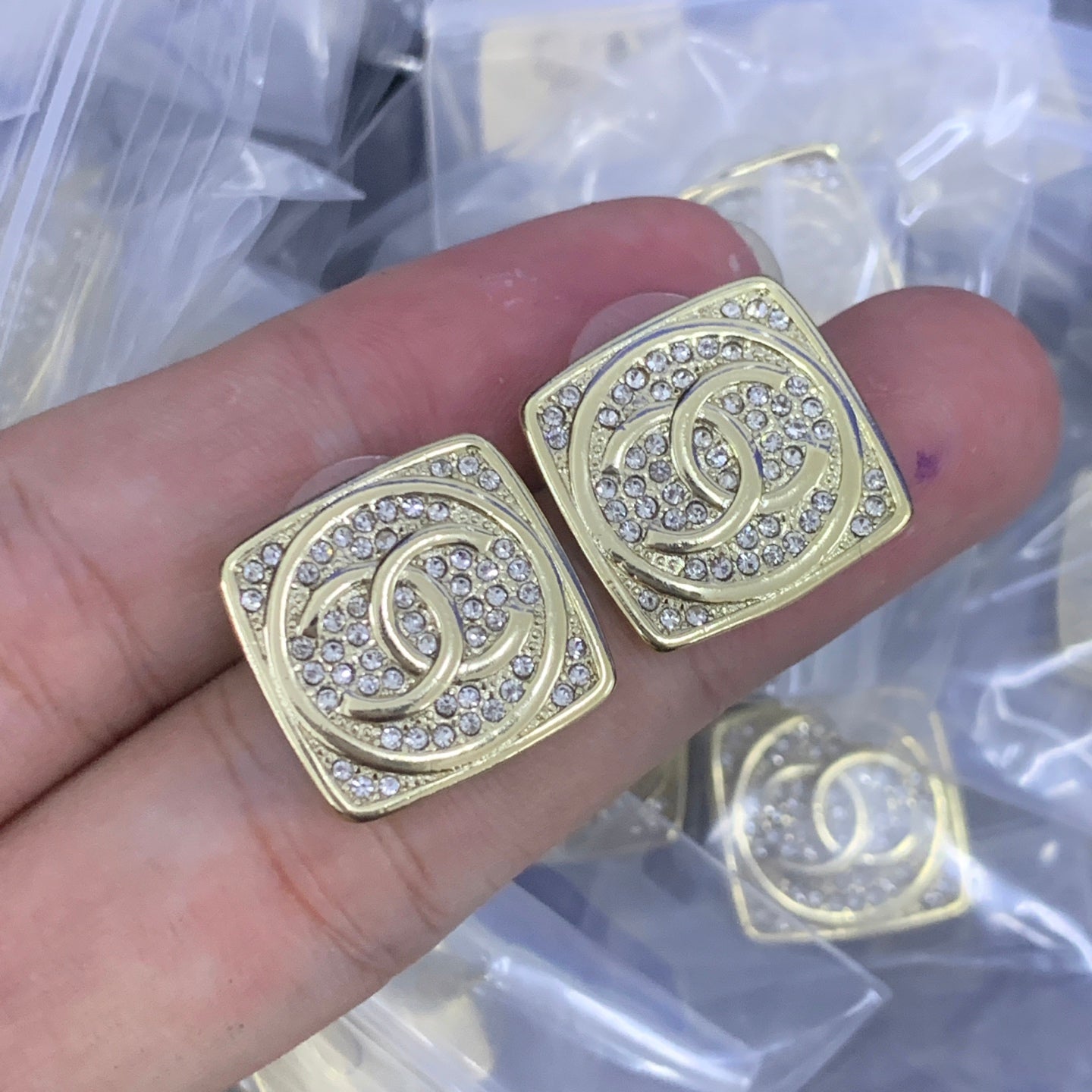 LuxluxHouse Low Price And High Quality Accessories Chanel