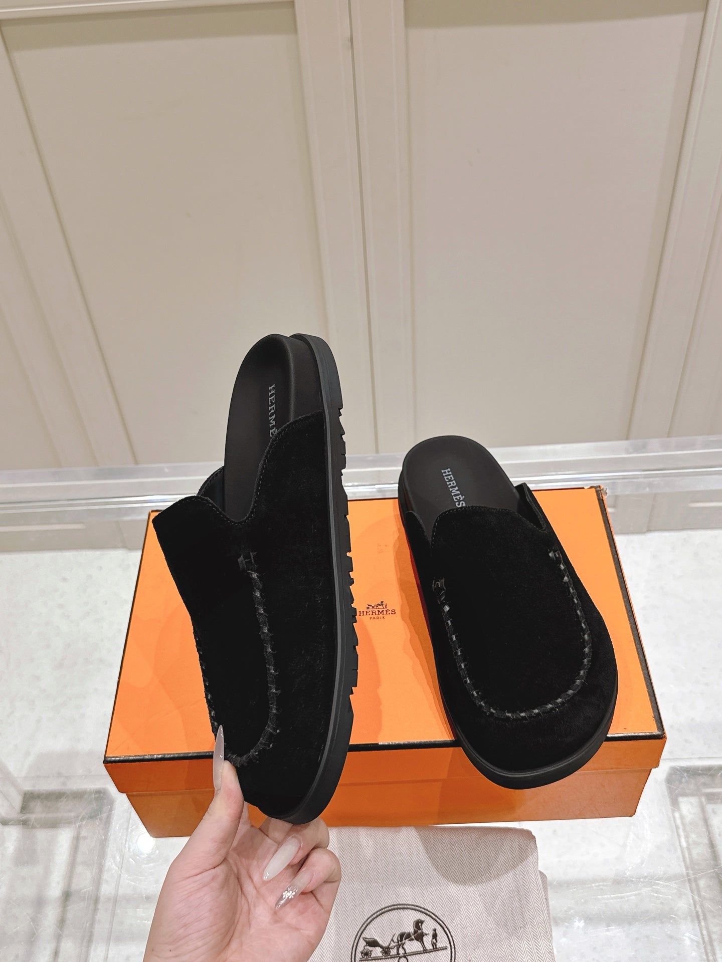 LuxluxHouse Best Quality Women Shoes Hermes