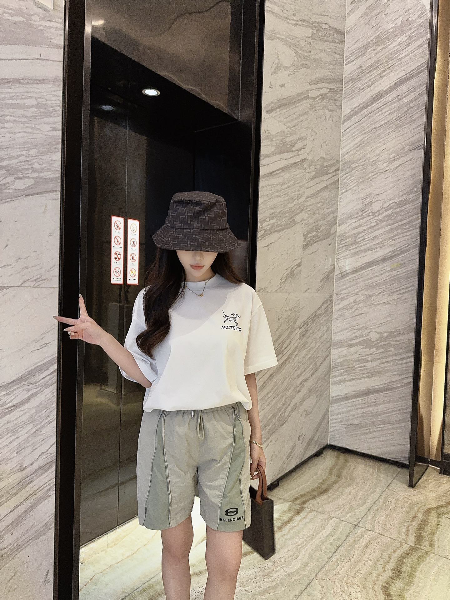 LuxluxHouse Best Quality Clothes Balenciaga Pants