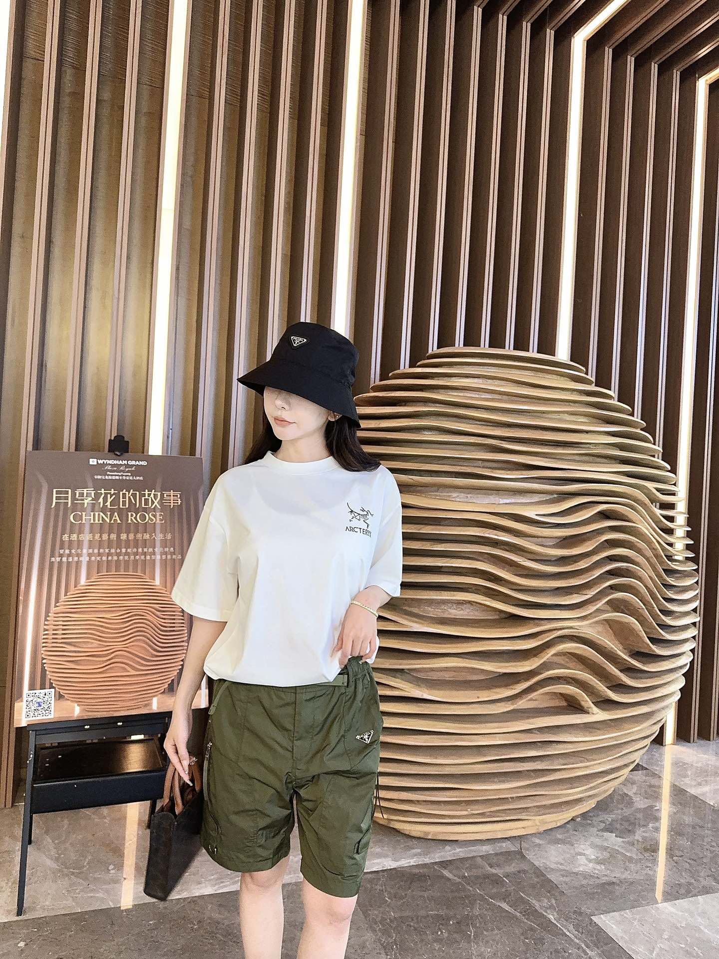 LuxluxHouse Best Quality Clothes Pants Prada