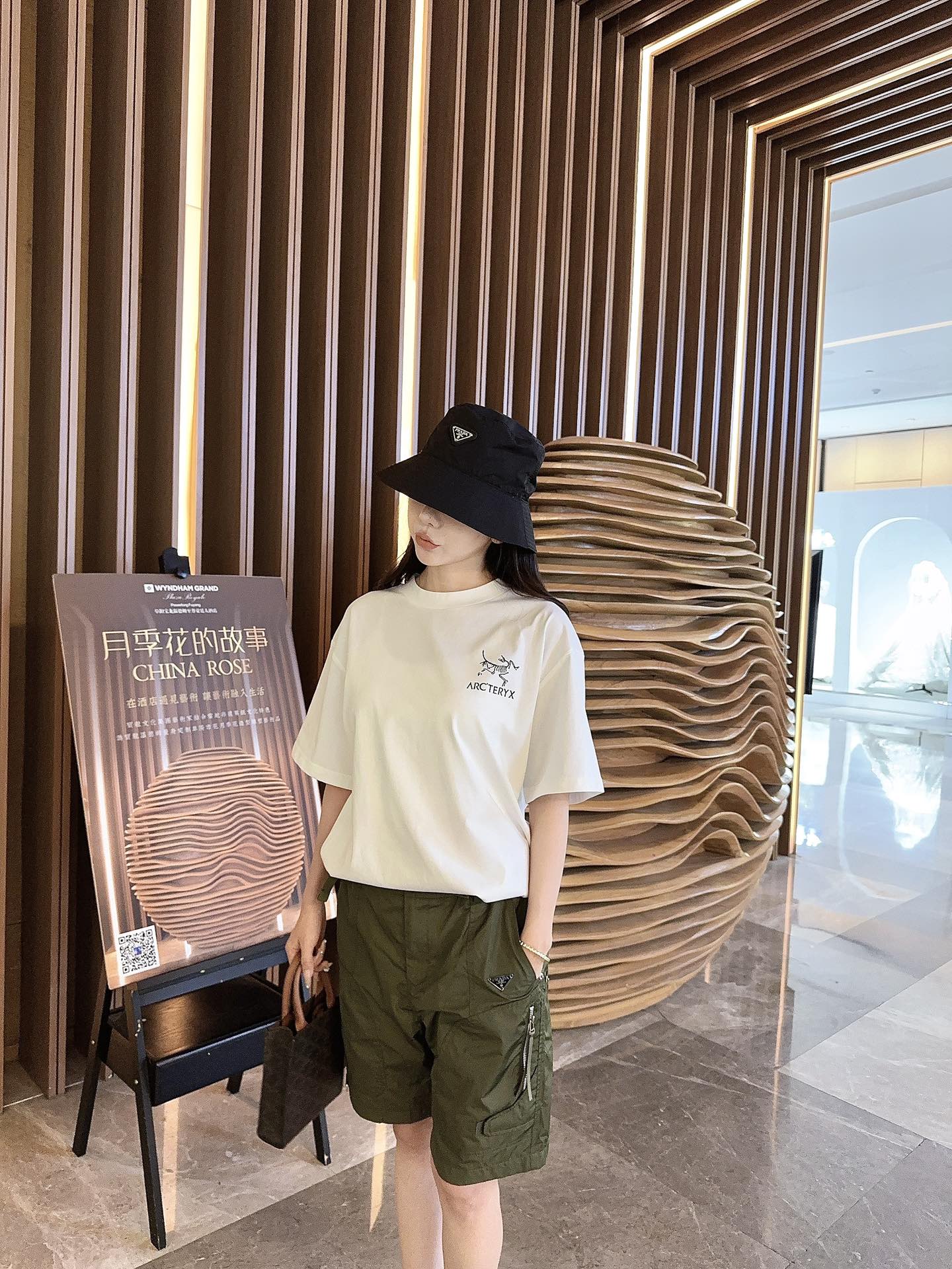 LuxluxHouse Best Quality Clothes Pants Prada