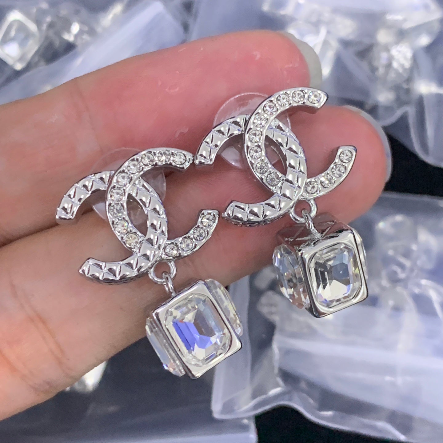 LuxluxHouse Low Price And High Quality Accessories Chanel