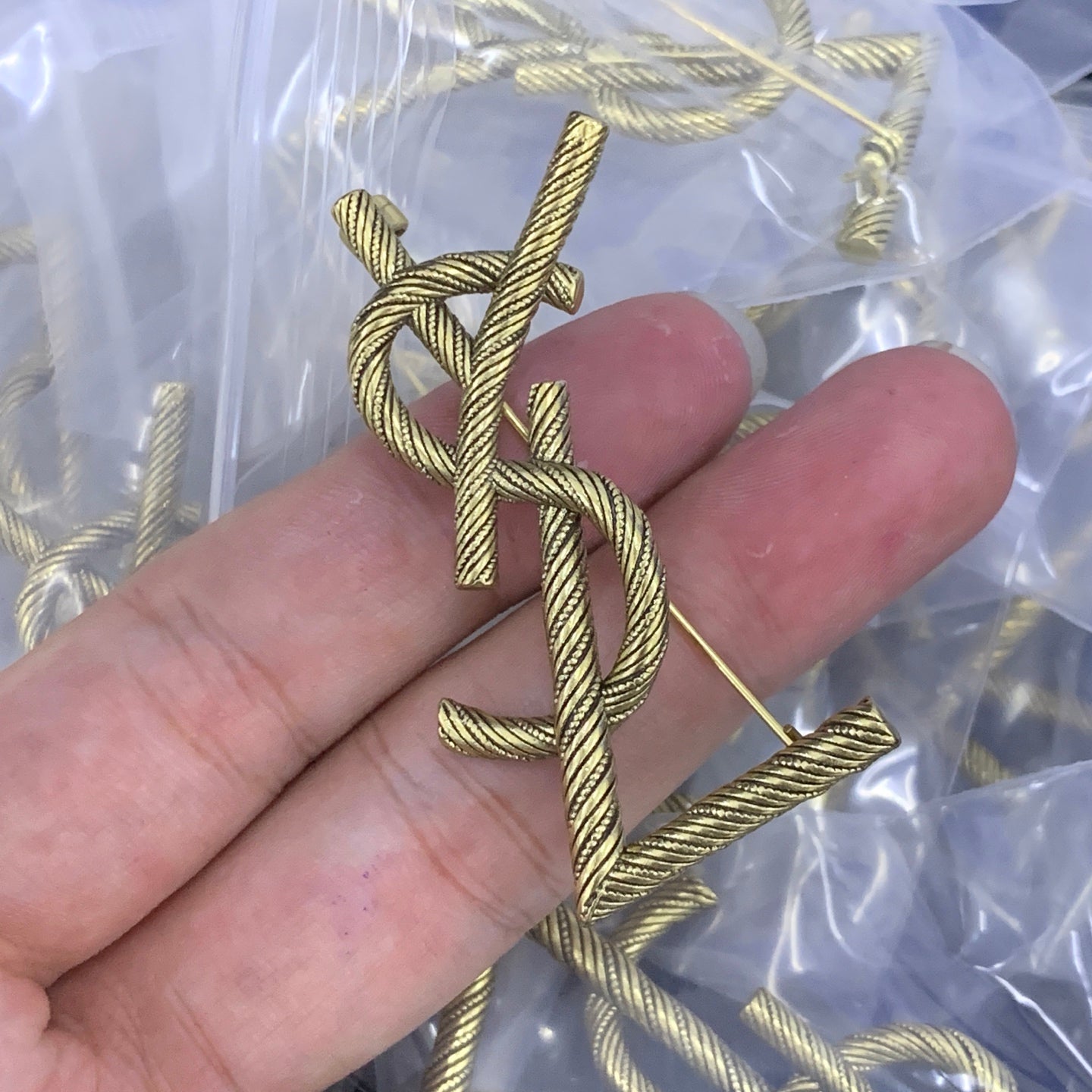LuxluxHouse Low Price And High Quality Accessories YSL